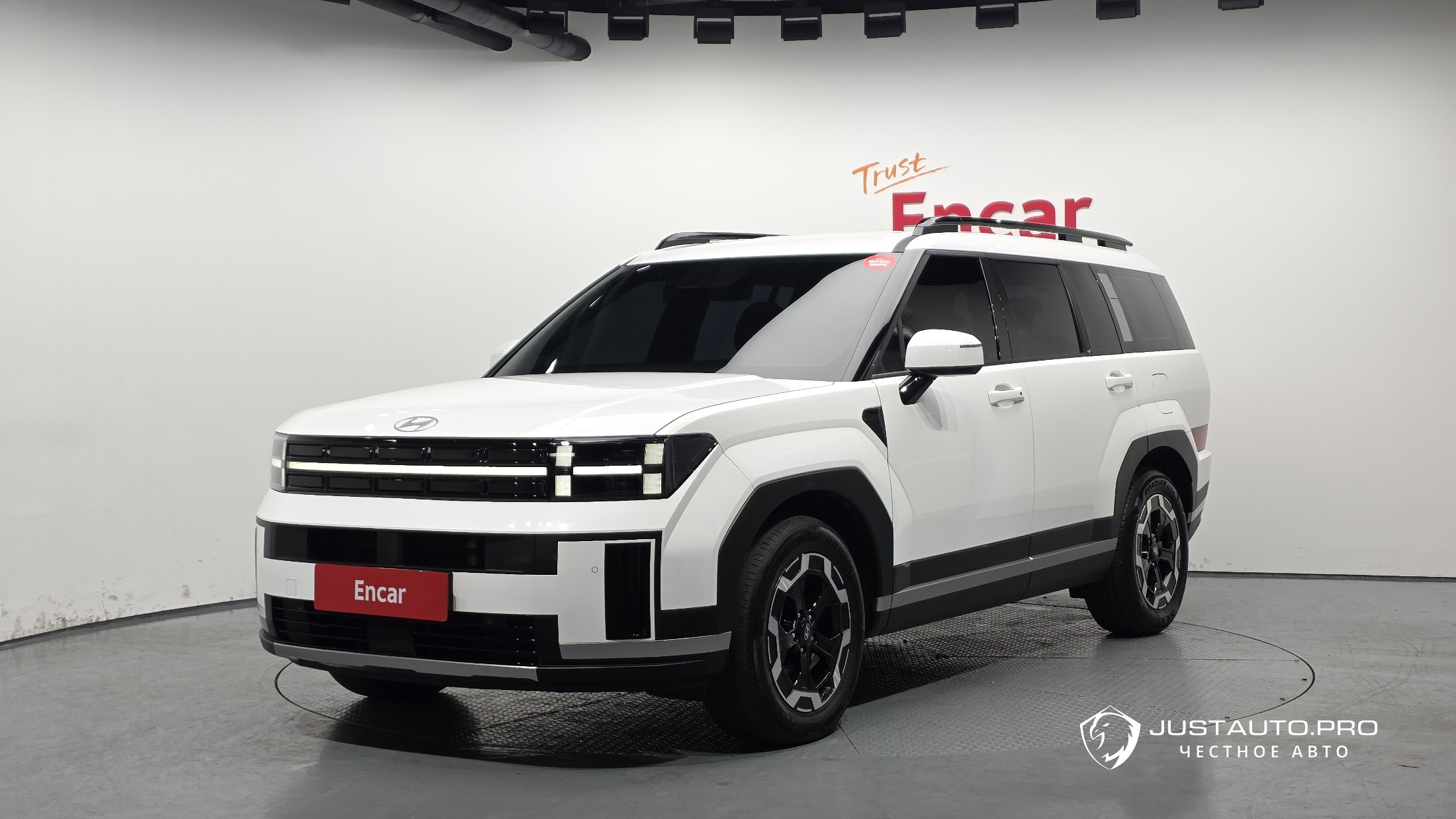 Автомобиль Hyundai Santafe