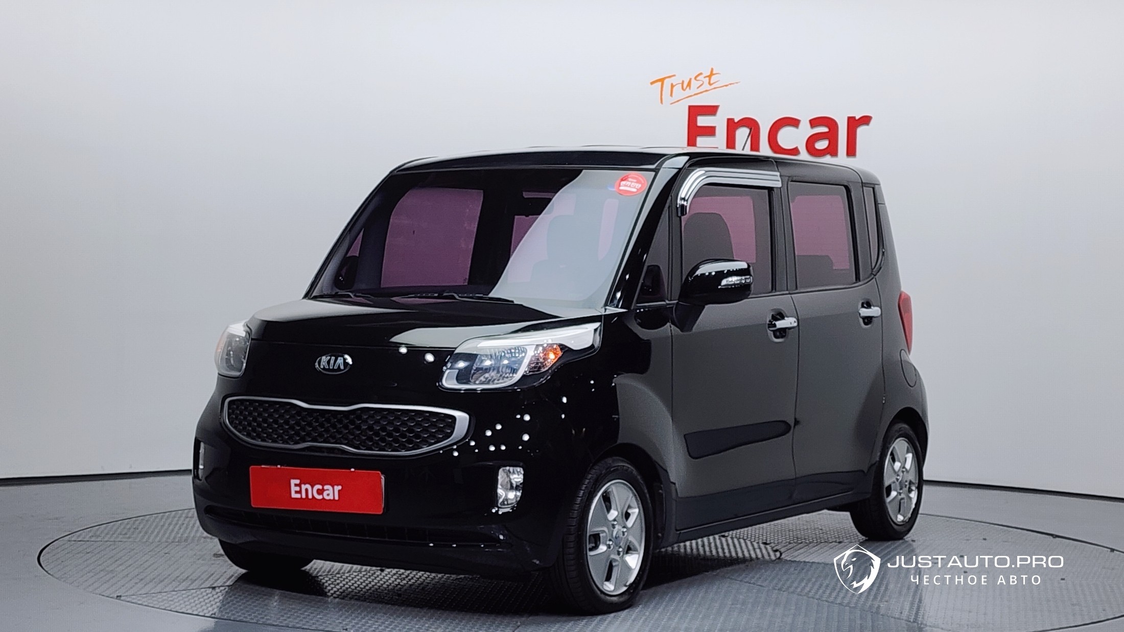 Автомобиль Kia RAY