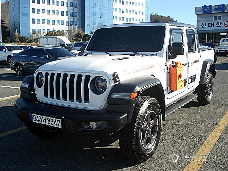 Автомобиль Jeep Gladiator