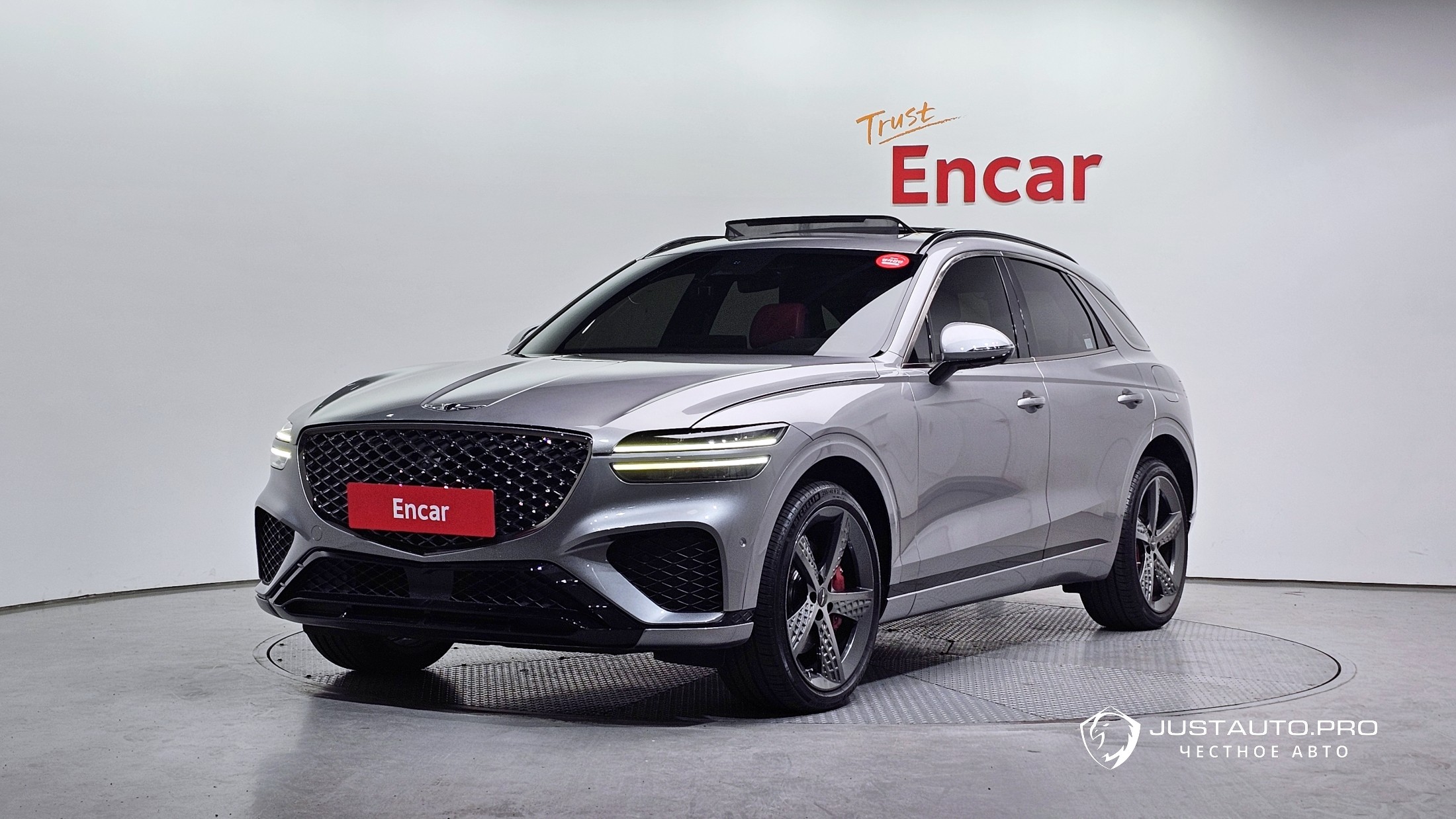 Автомобиль Genesis GV70