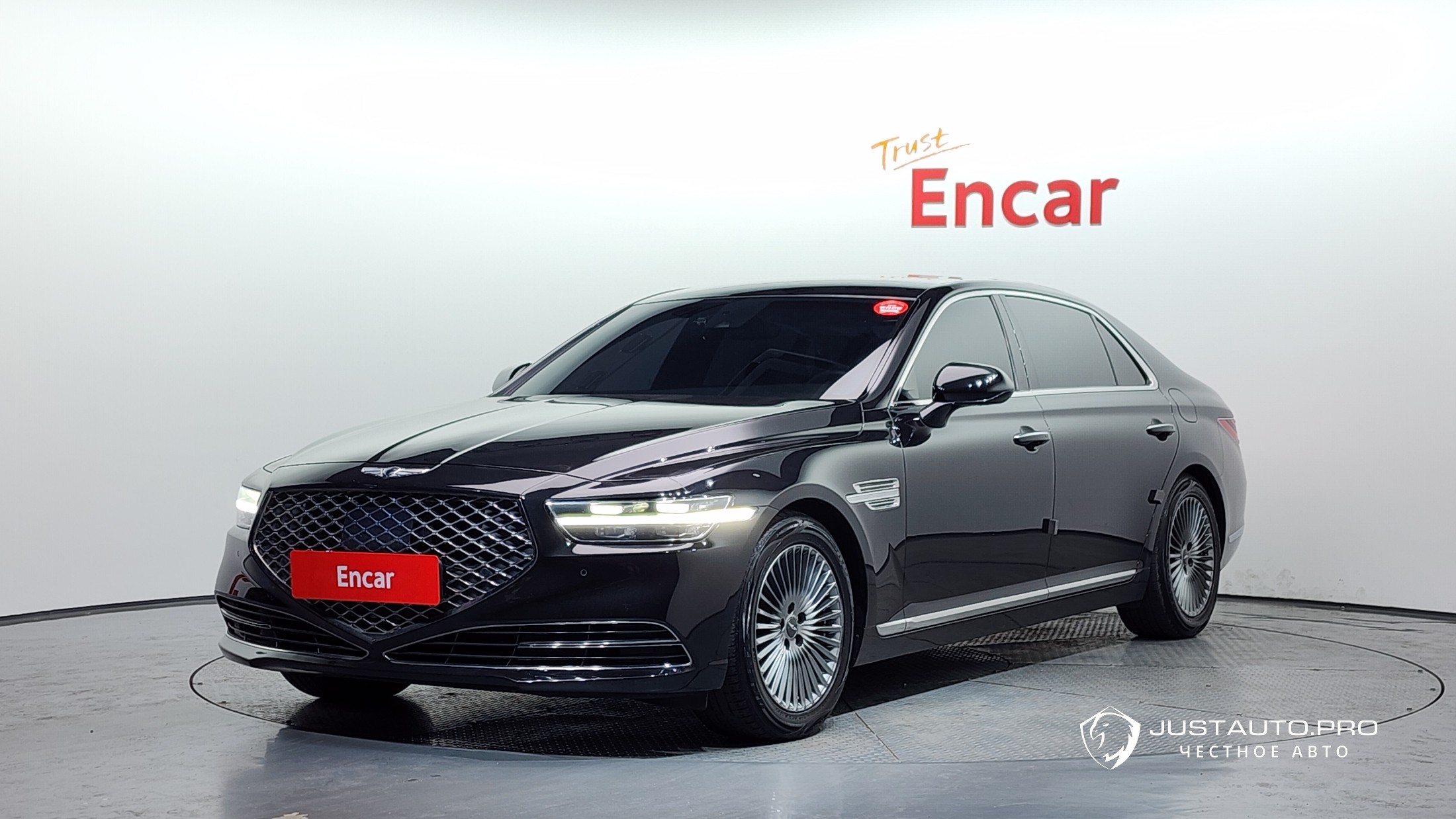Автомобиль Genesis G90