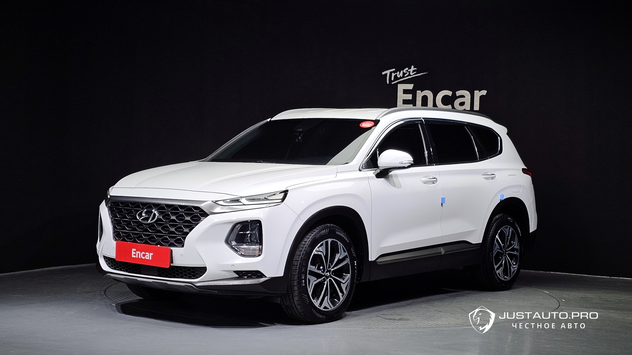 Автомобиль Hyundai Santafe