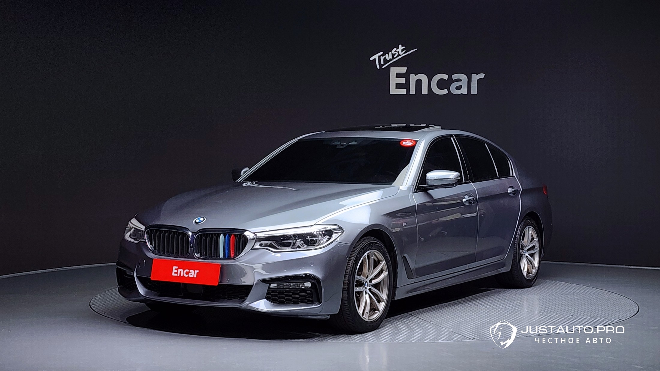 Автомобиль BMW 5-Series