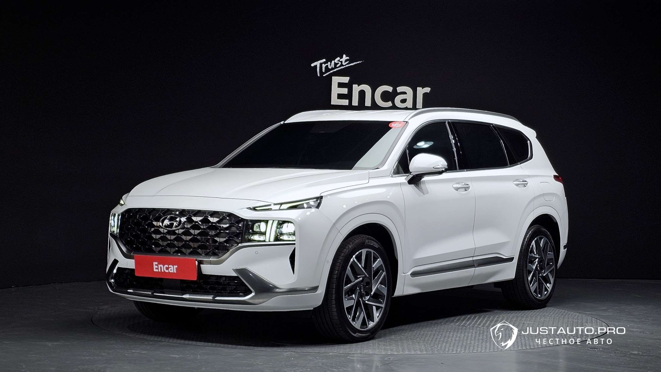 Автомобиль Hyundai Santafe