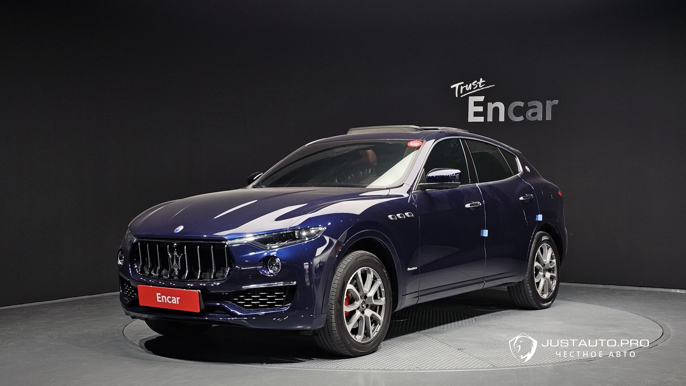 Автомобиль Maserati Levante