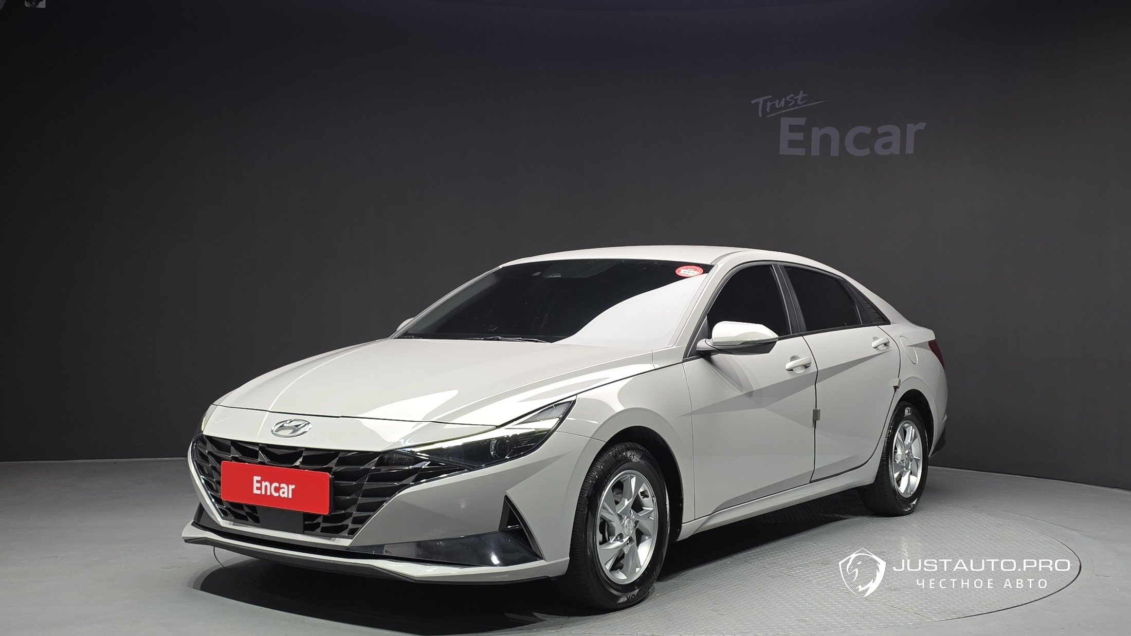 Автомобиль Hyundai AVANTE