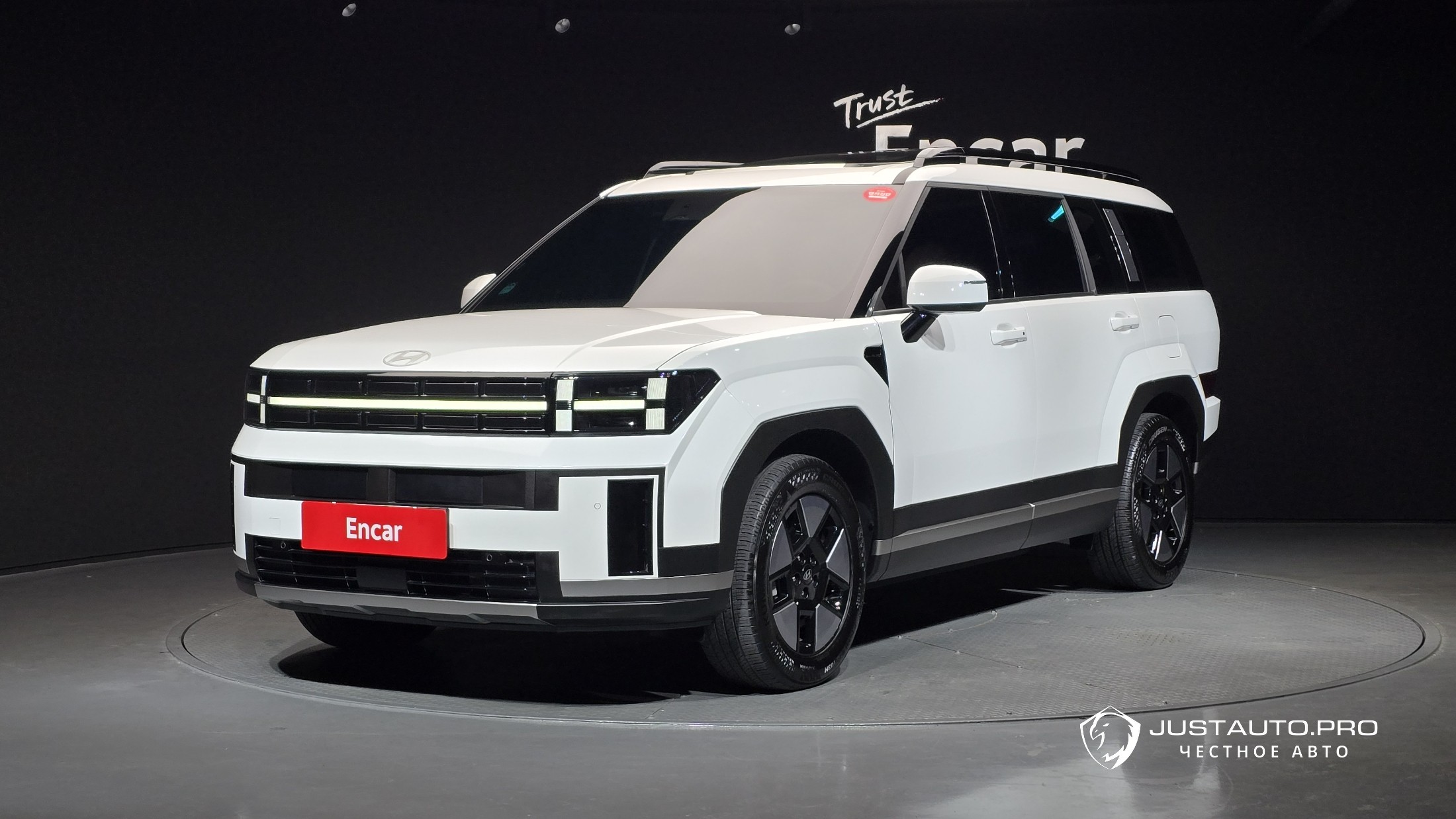 Автомобиль Hyundai Santafe