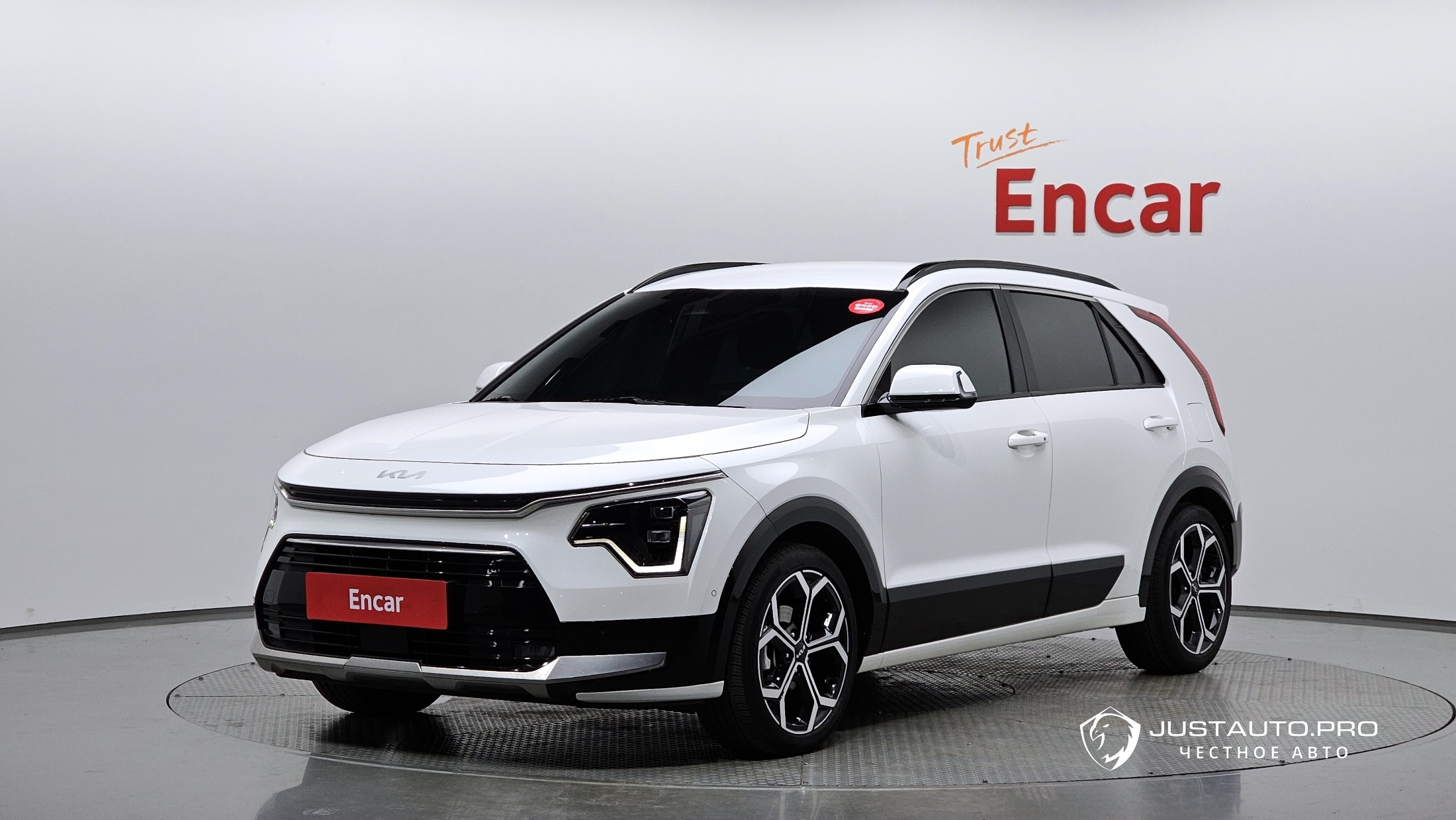 Автомобиль Kia Niro