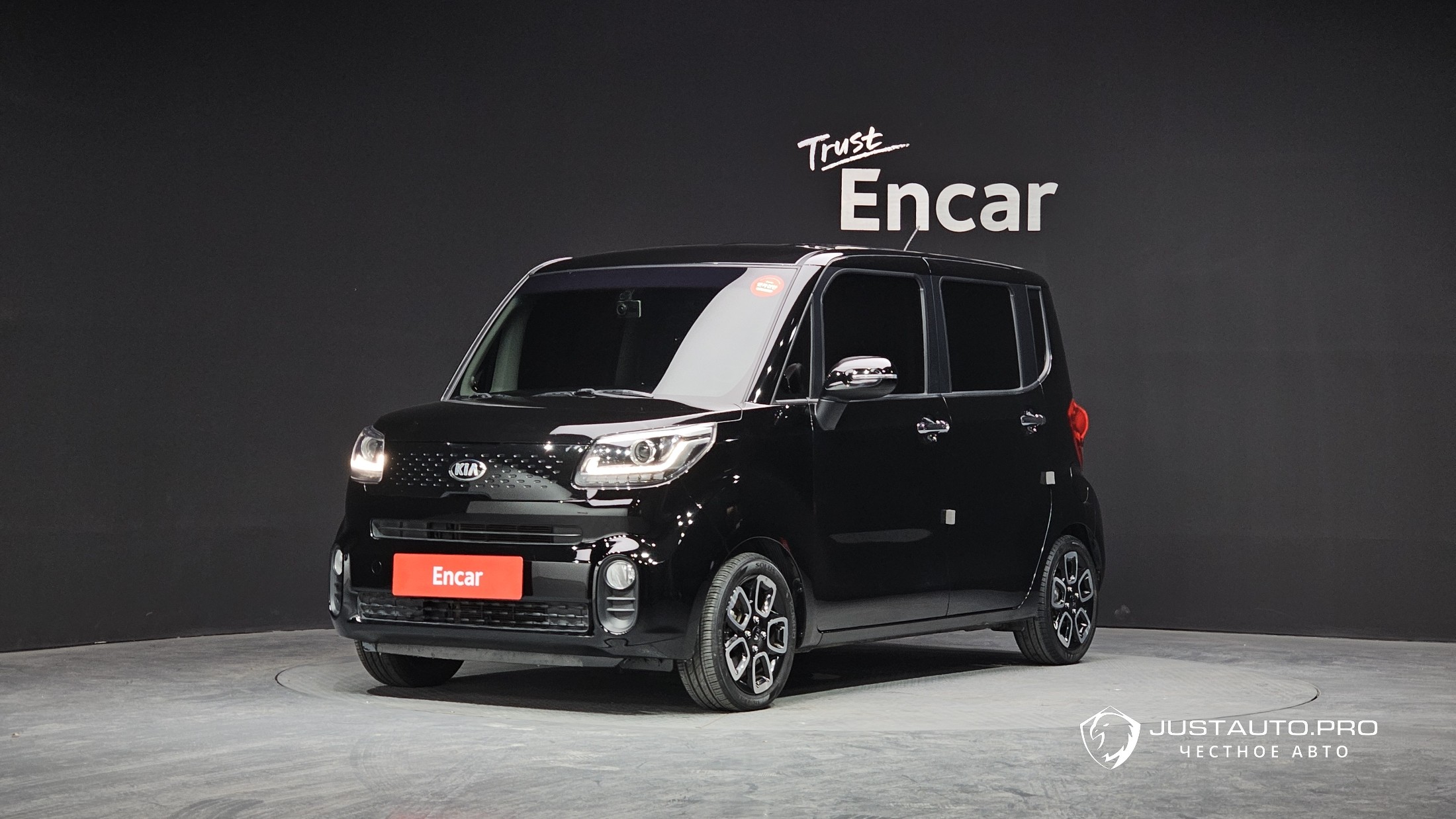 Автомобиль Kia RAY