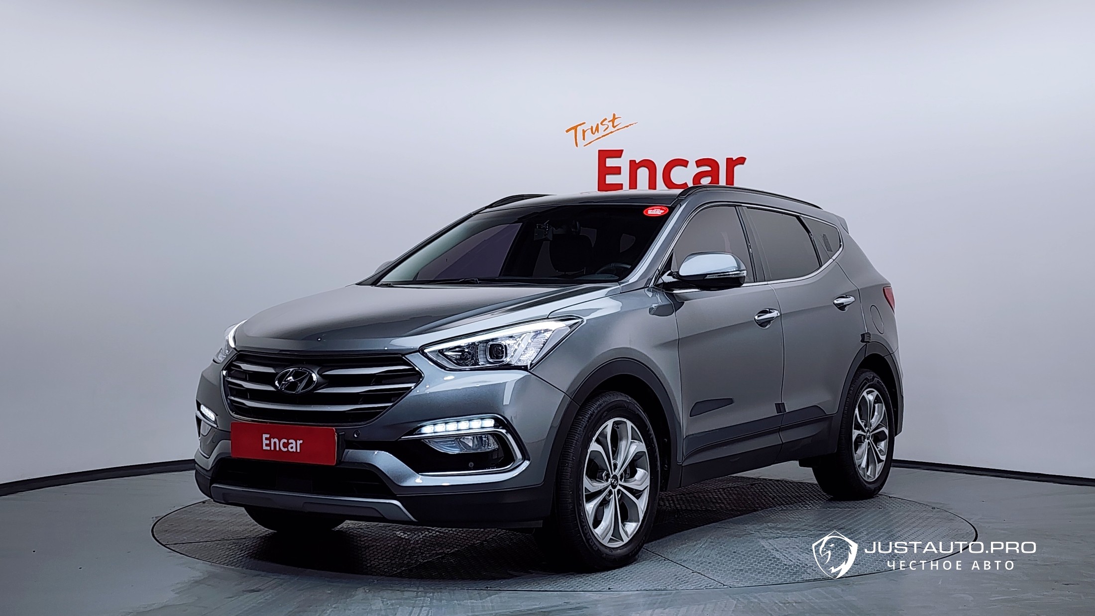 Автомобиль Hyundai Santafe