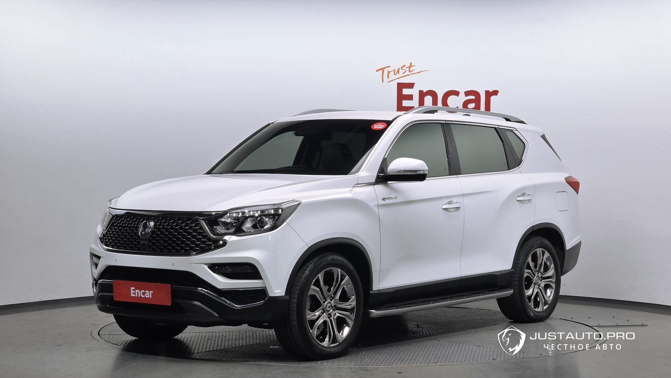 Автомобиль KG_Mobility_Ssangyong Rexton