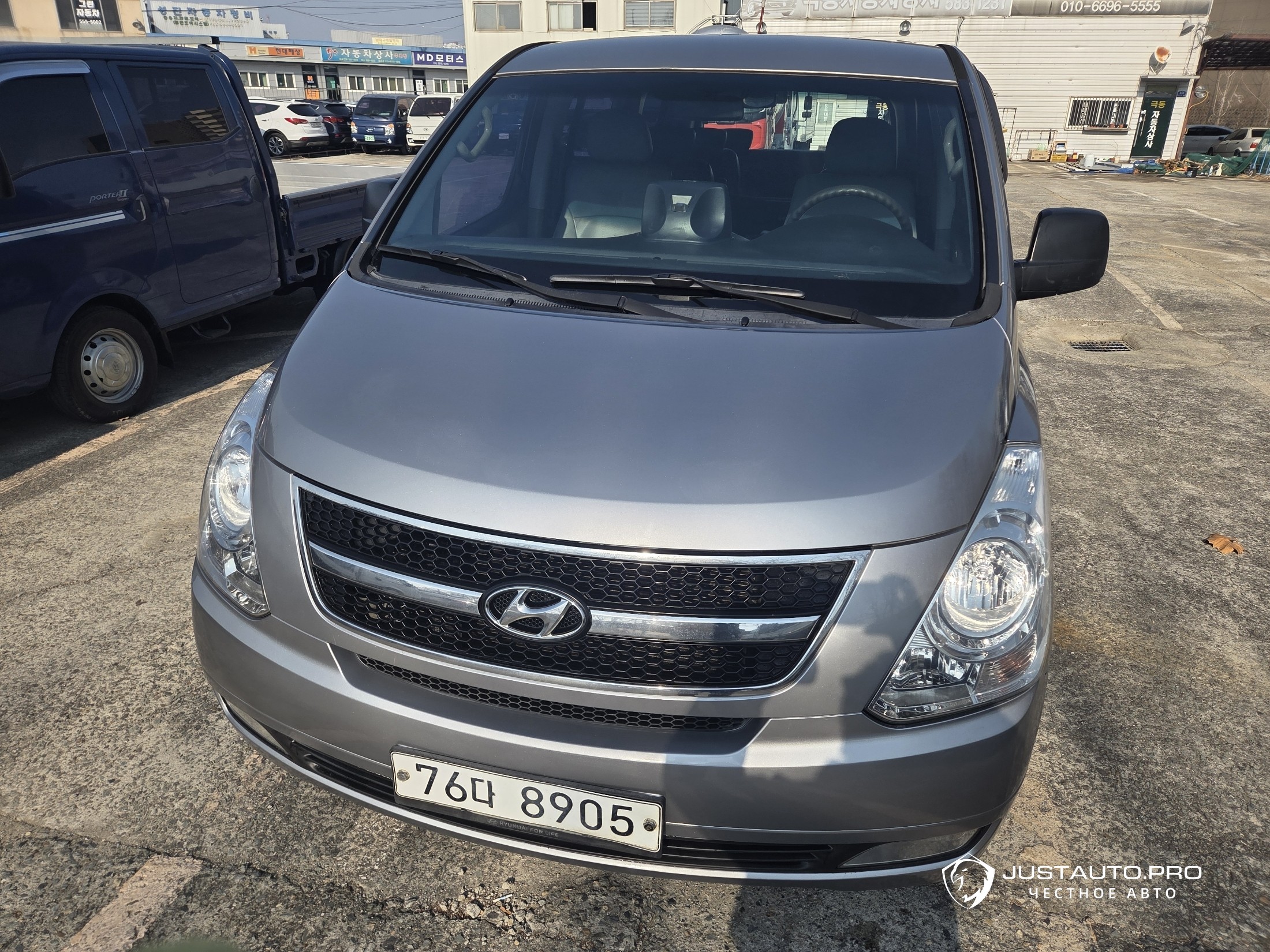 Автомобиль Hyundai Starex
