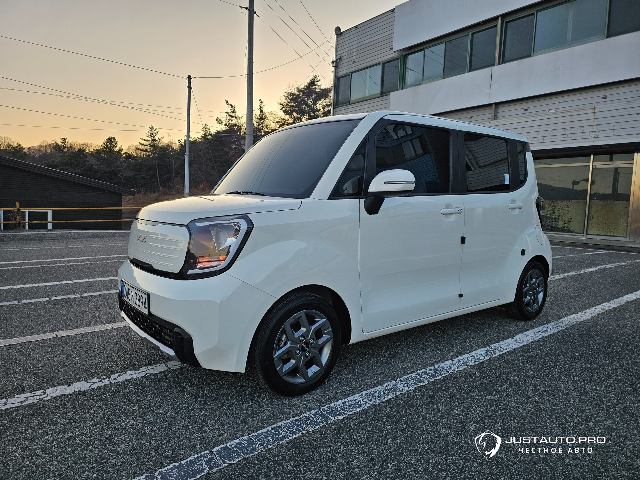 Автомобиль Kia RAY