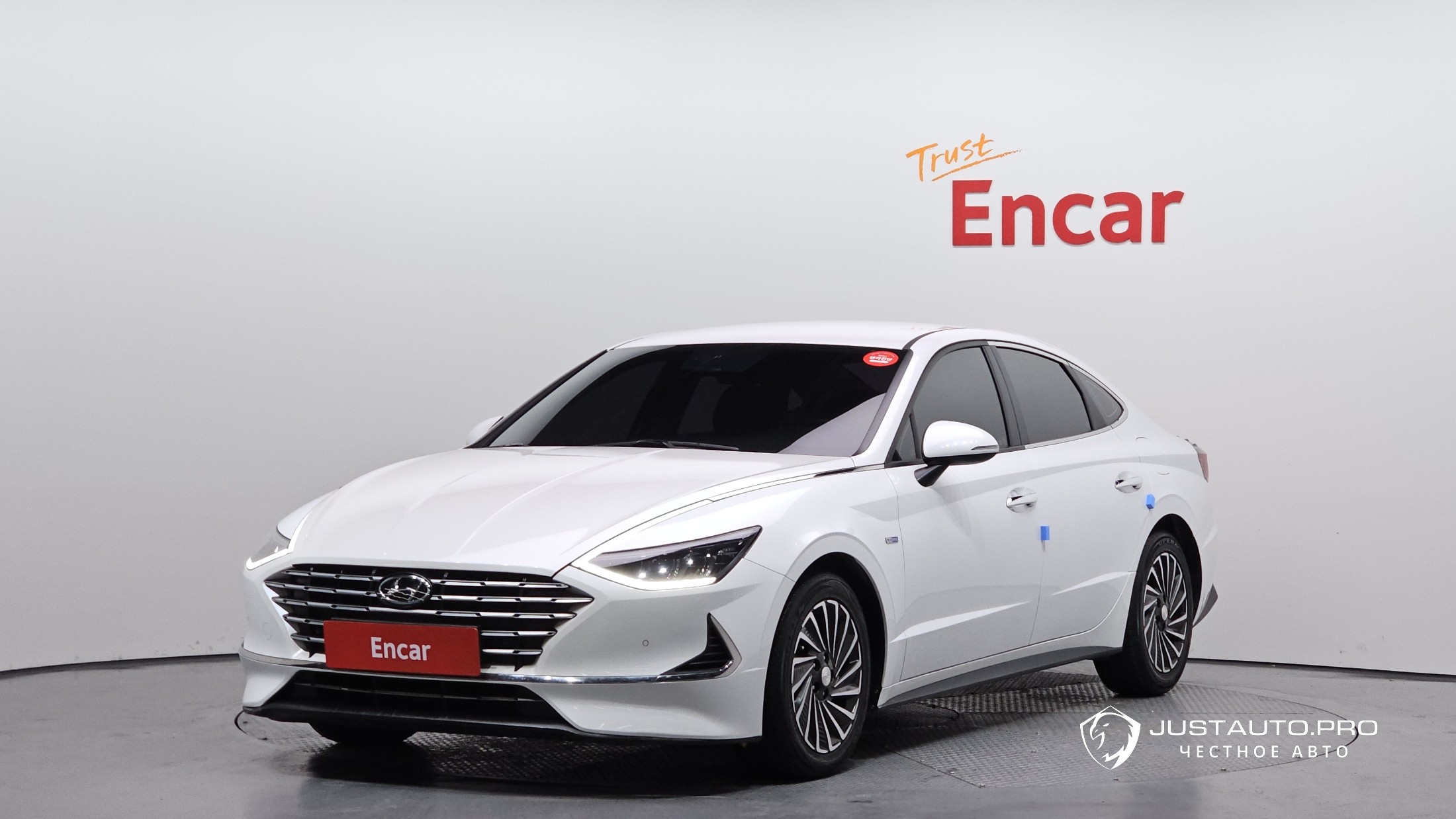 Автомобиль Hyundai Sonata