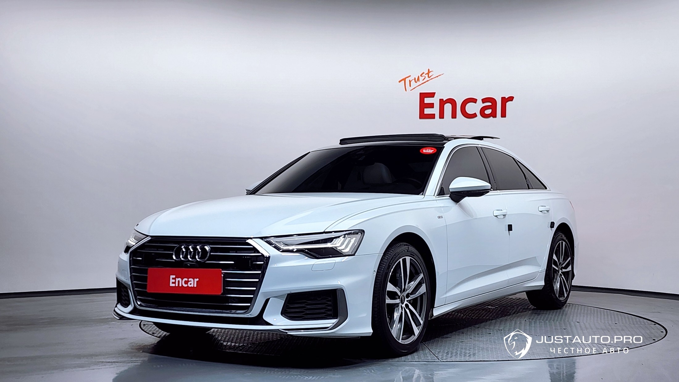 Автомобиль Audi A6