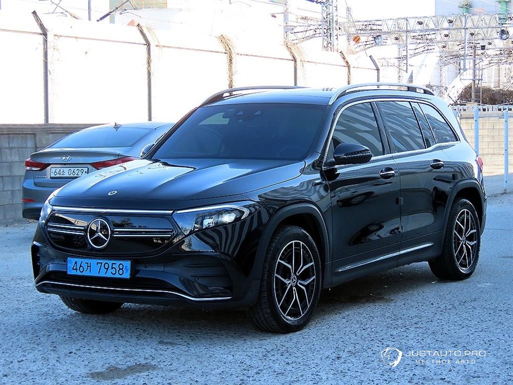 Автомобиль Mercedes-Benz EQB