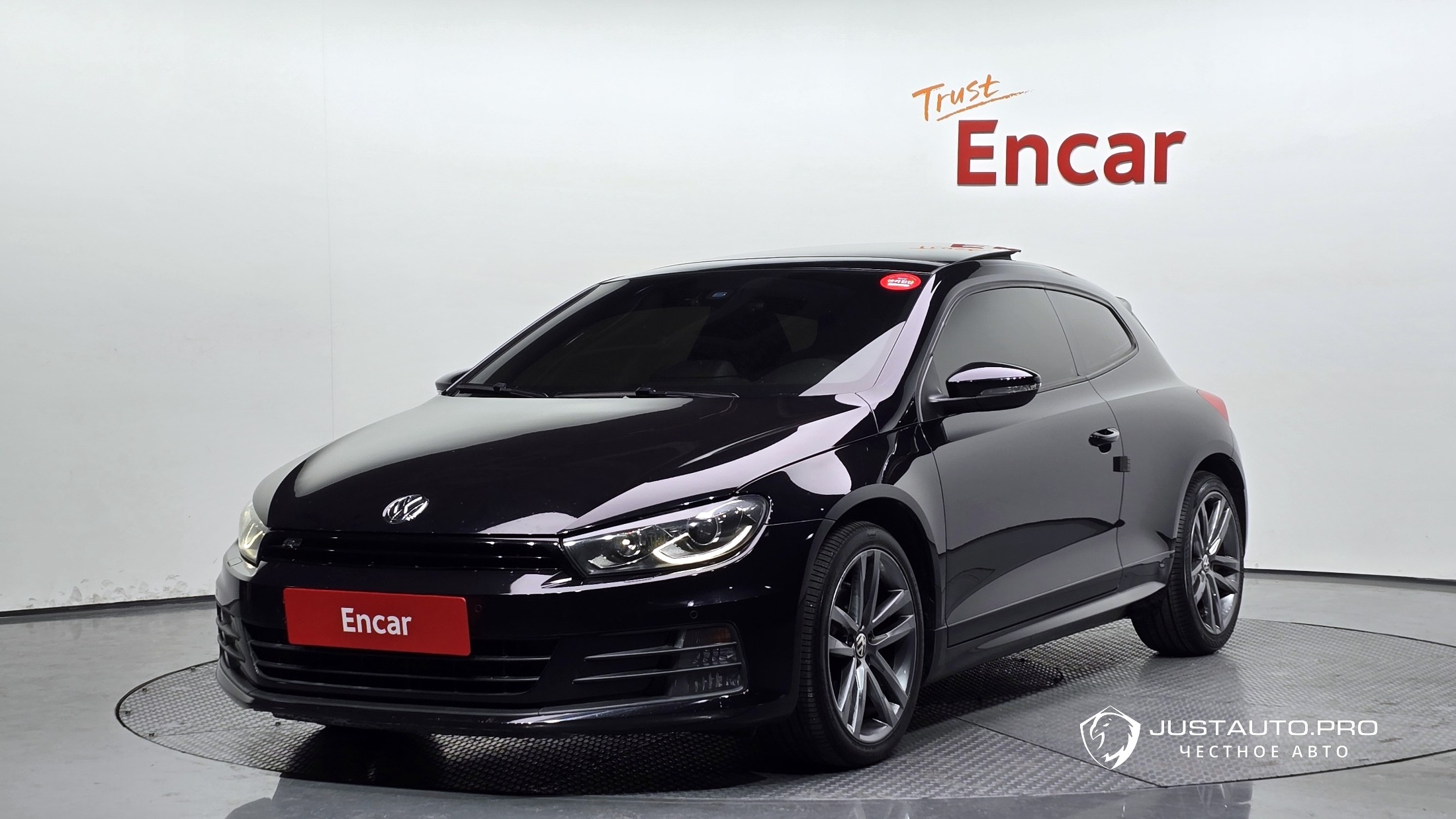 Автомобиль Volkswagen Scirocco