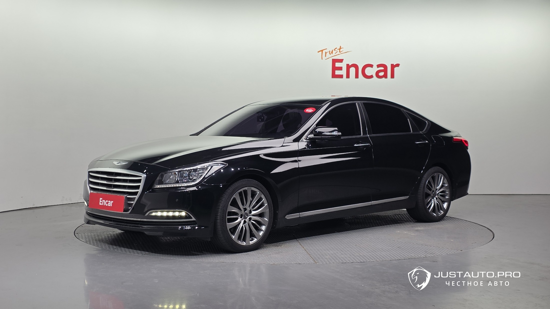 Автомобиль Hyundai Genesis