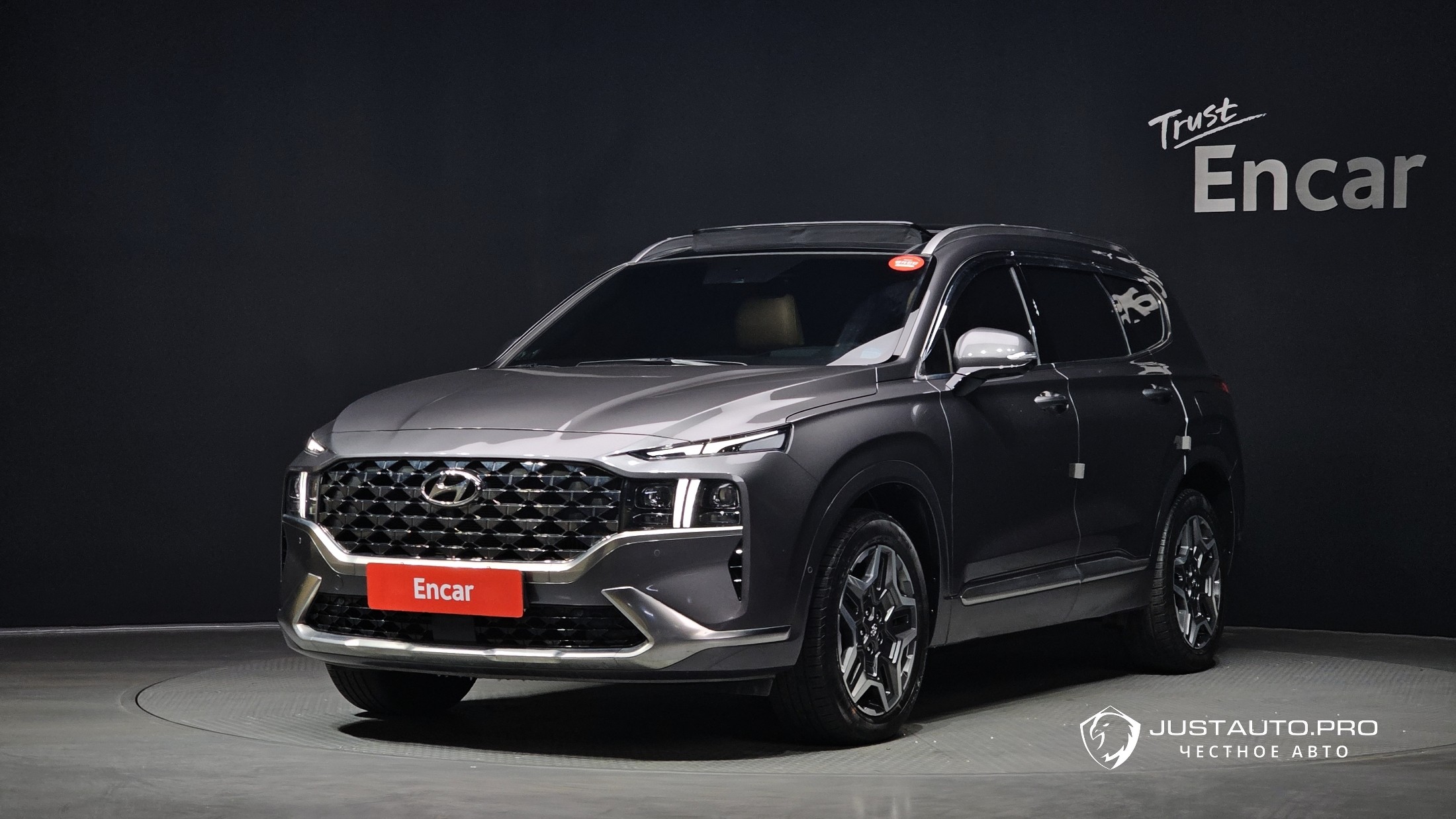 Автомобиль Hyundai Santafe