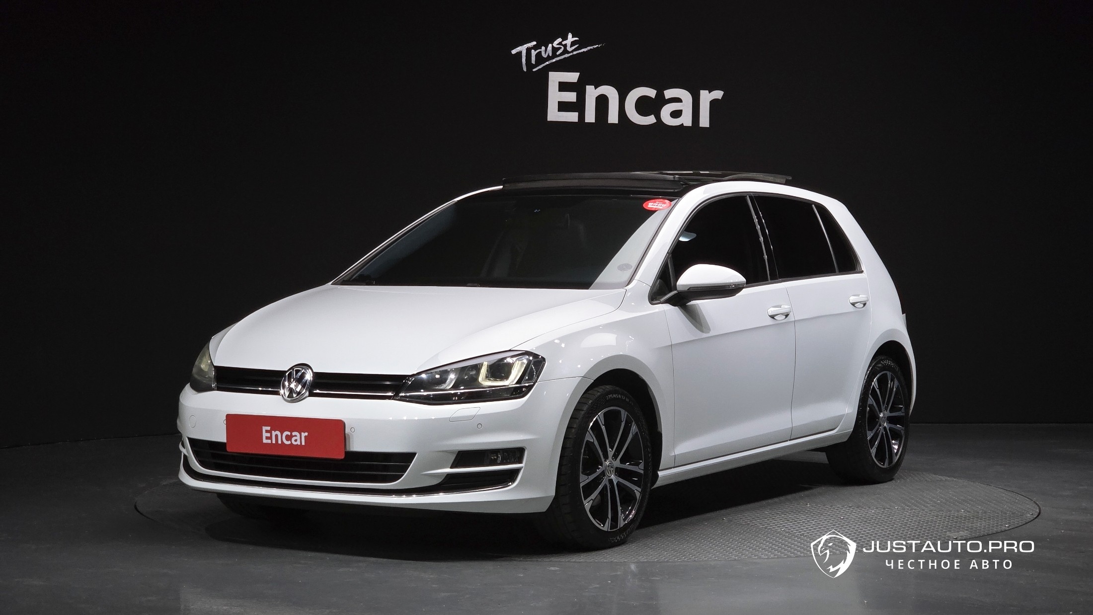 Автомобиль Volkswagen Golf