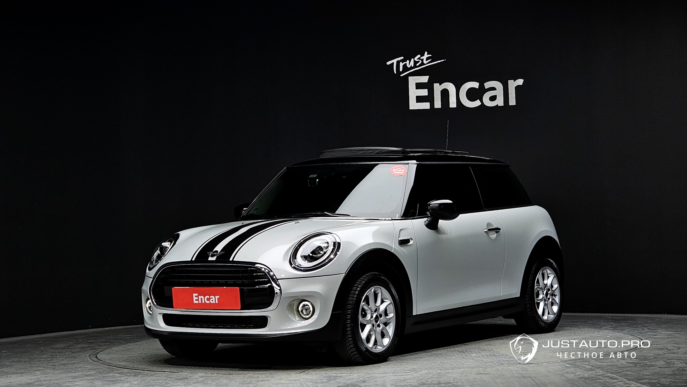 Автомобиль Mini Cooper