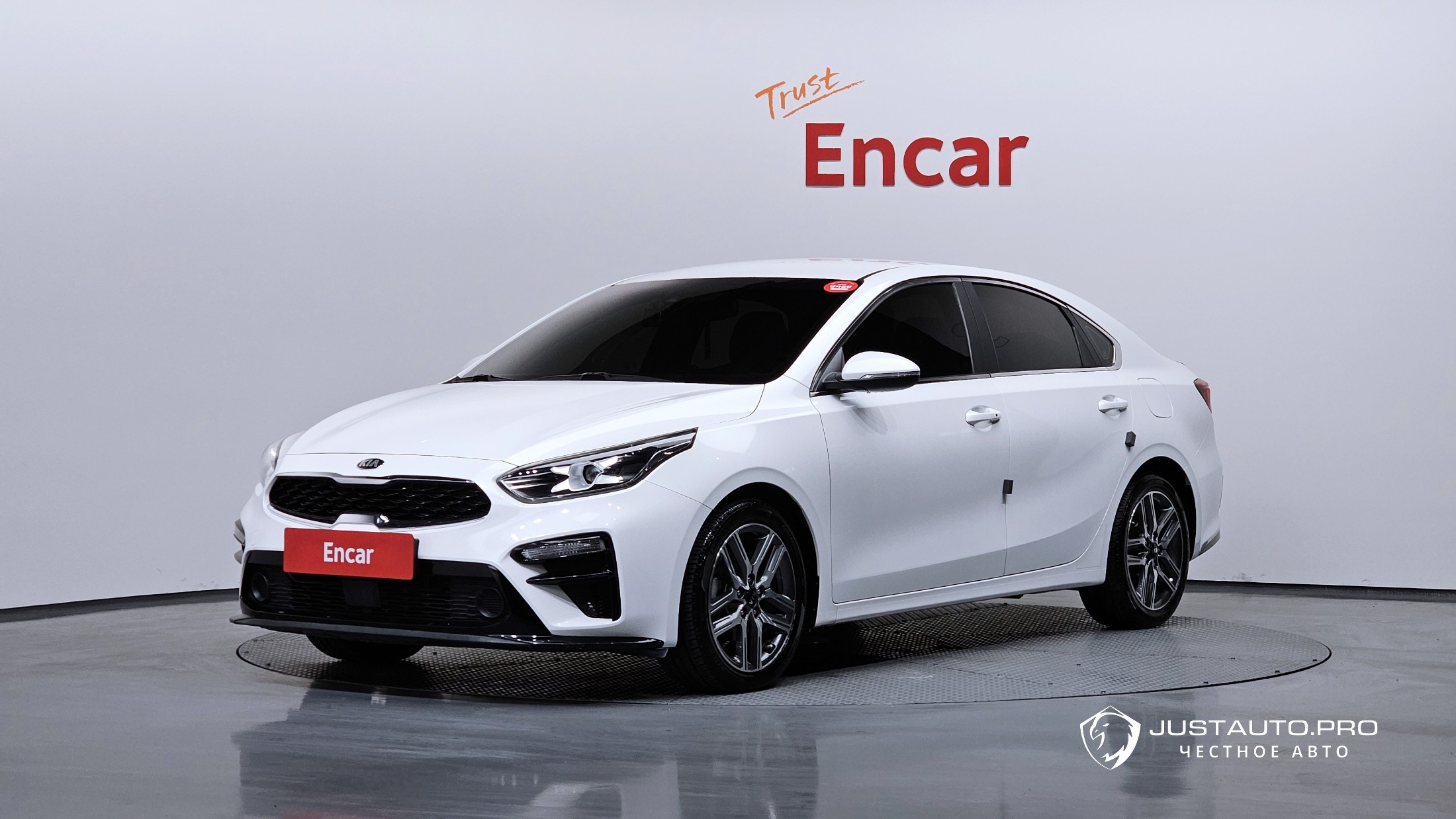 Автомобиль Kia K3