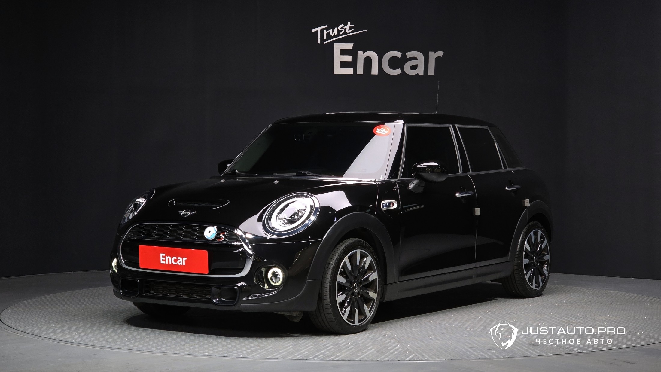 Автомобиль Mini Cooper