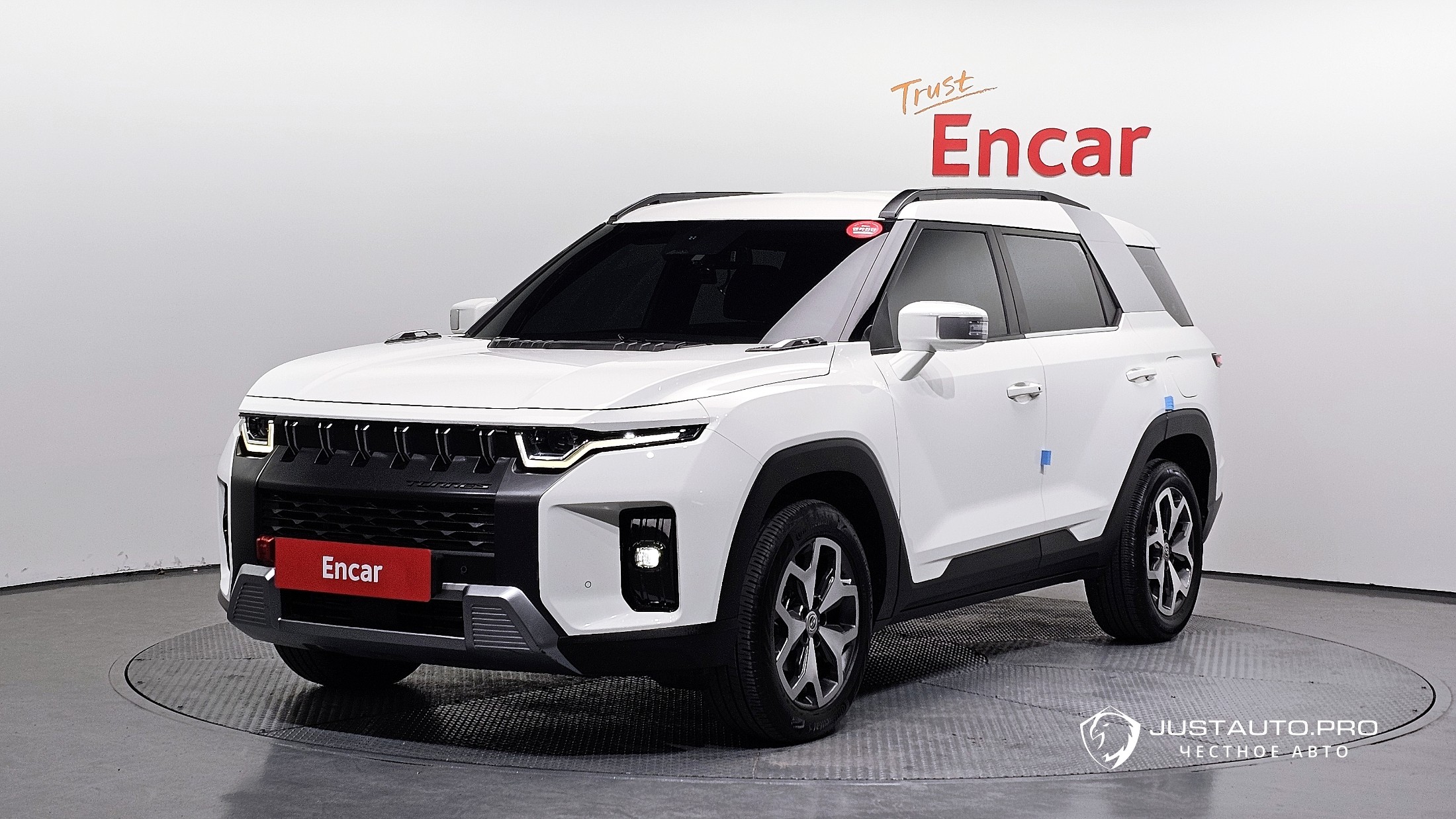 Автомобиль KG_Mobility_Ssangyong Torres