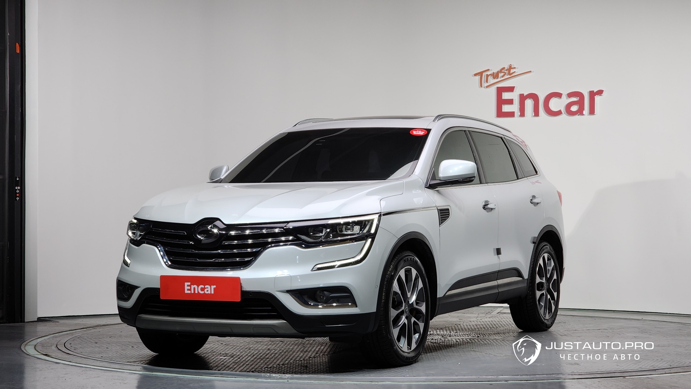 Автомобиль Renault-KoreaSamsung QM6