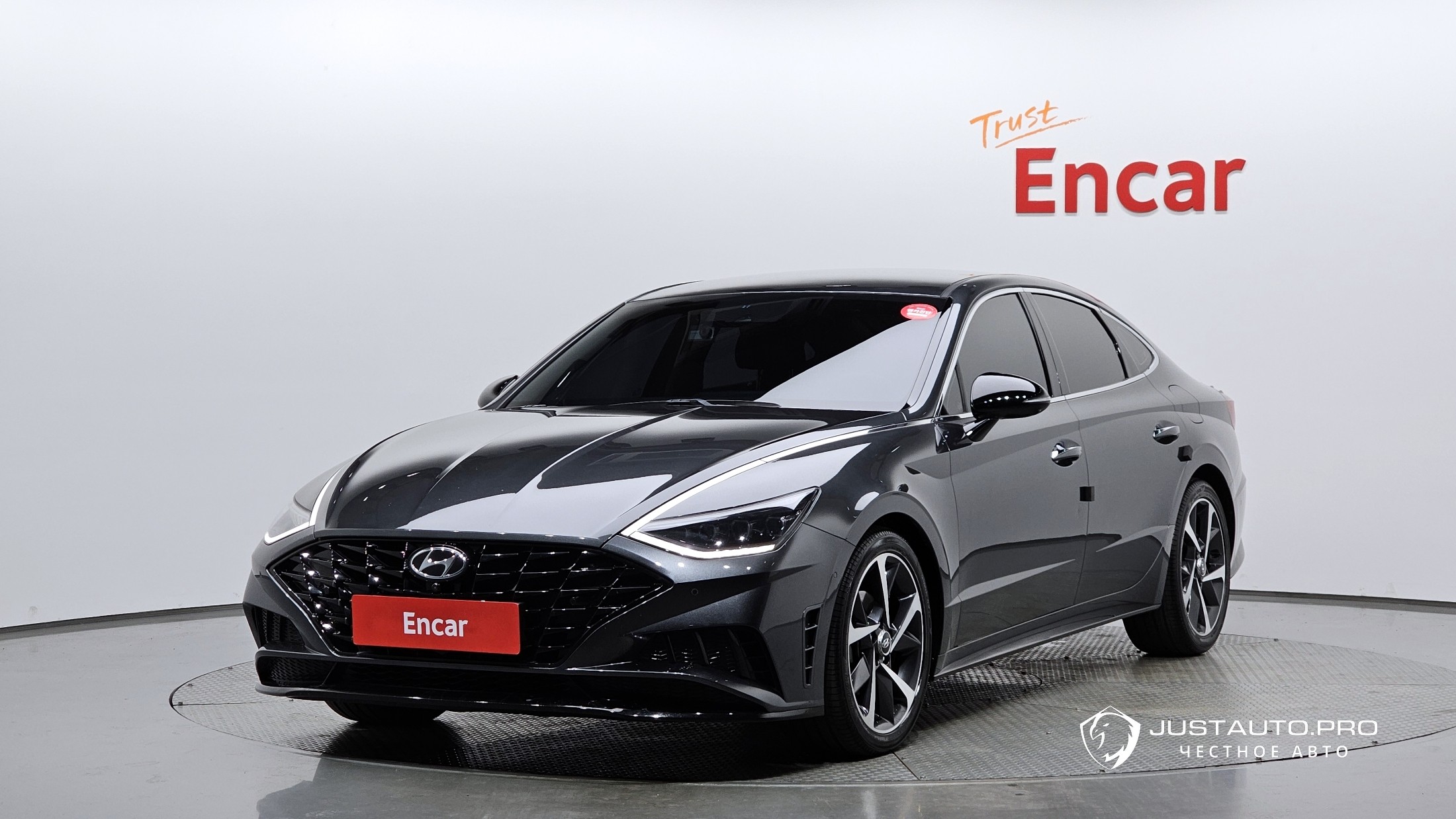 Автомобиль Hyundai Sonata