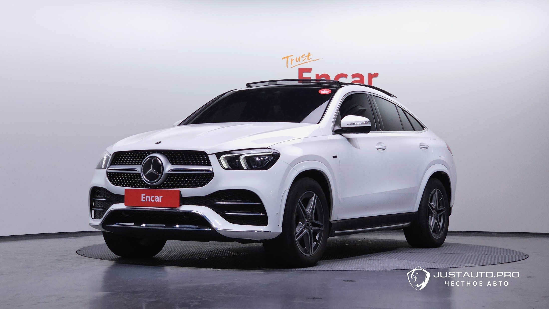 Автомобиль Mercedes-Benz GLE-Class