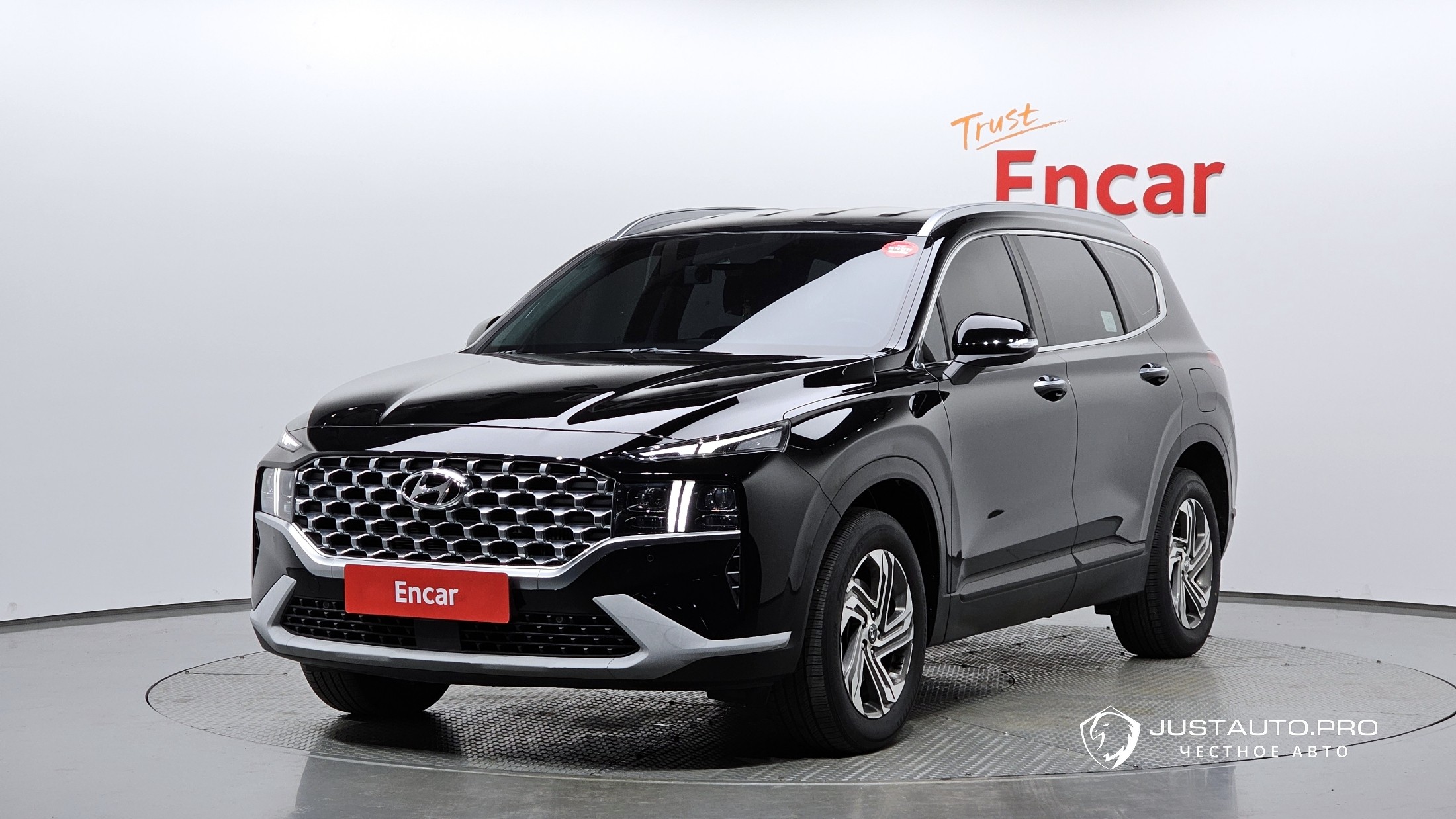 Автомобиль Hyundai Santafe