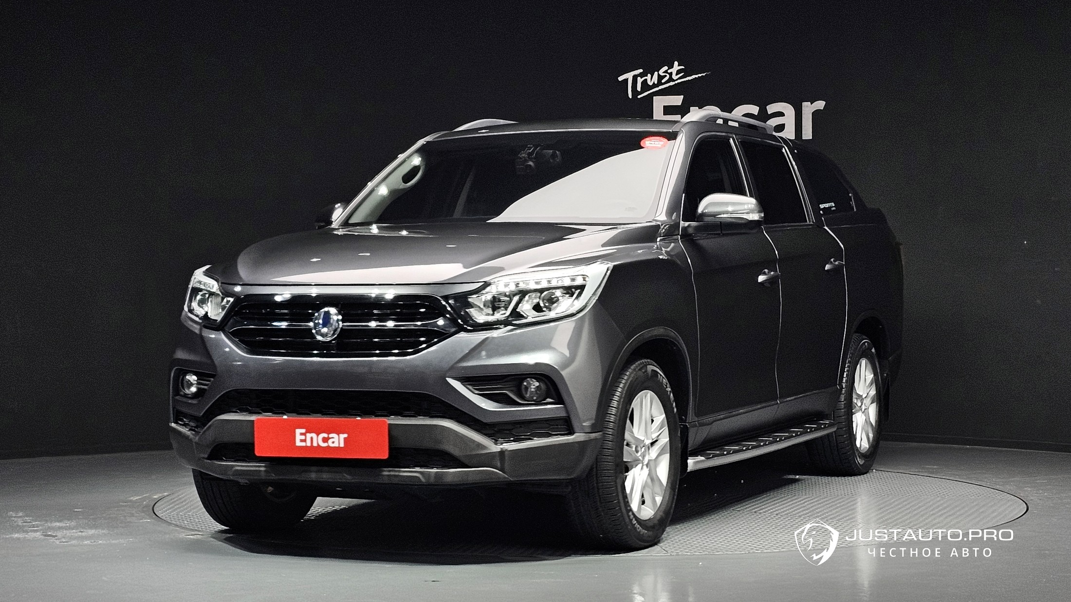 Автомобиль KG_Mobility_Ssangyong Rexton