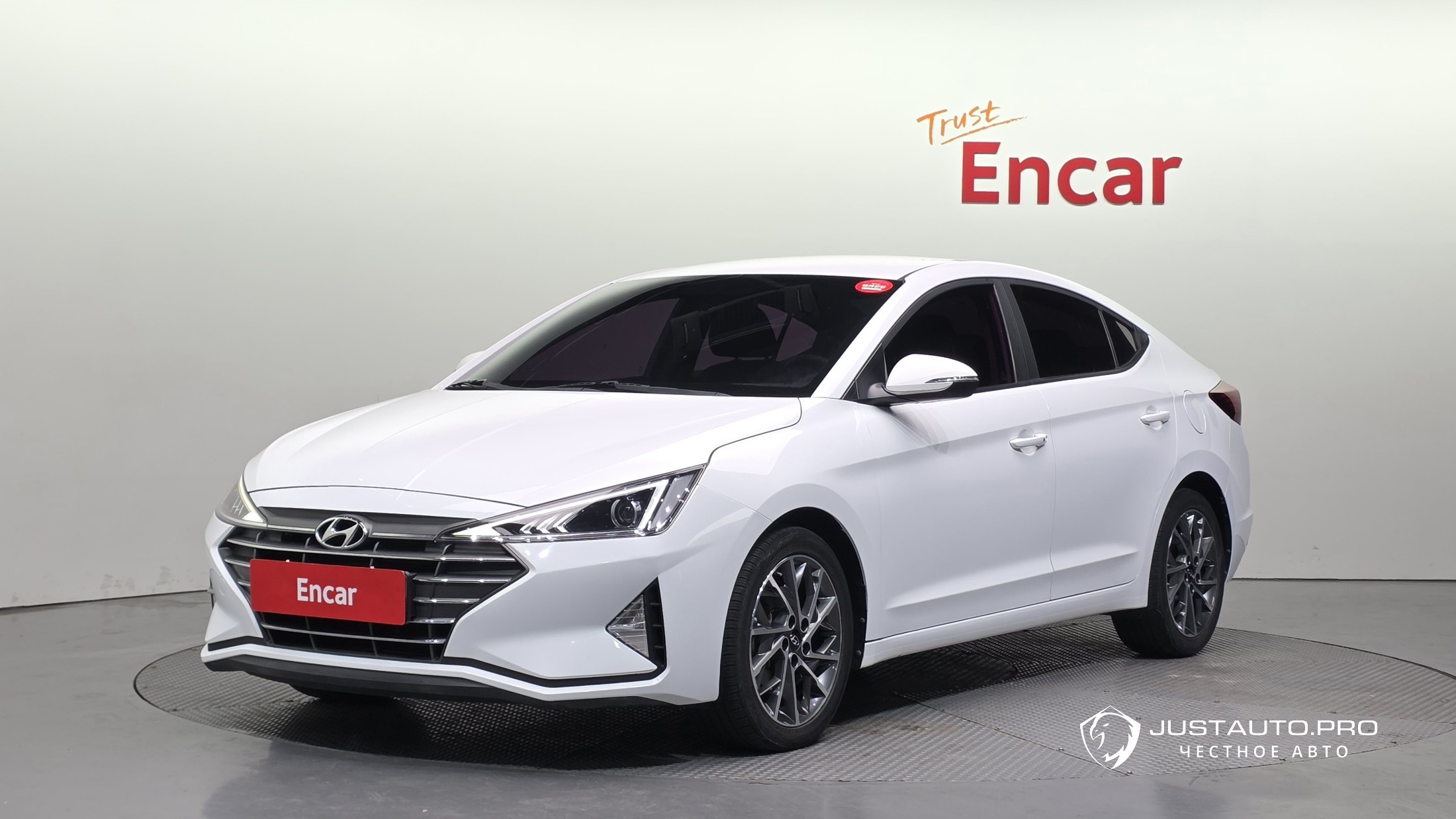 Автомобиль Hyundai AVANTE