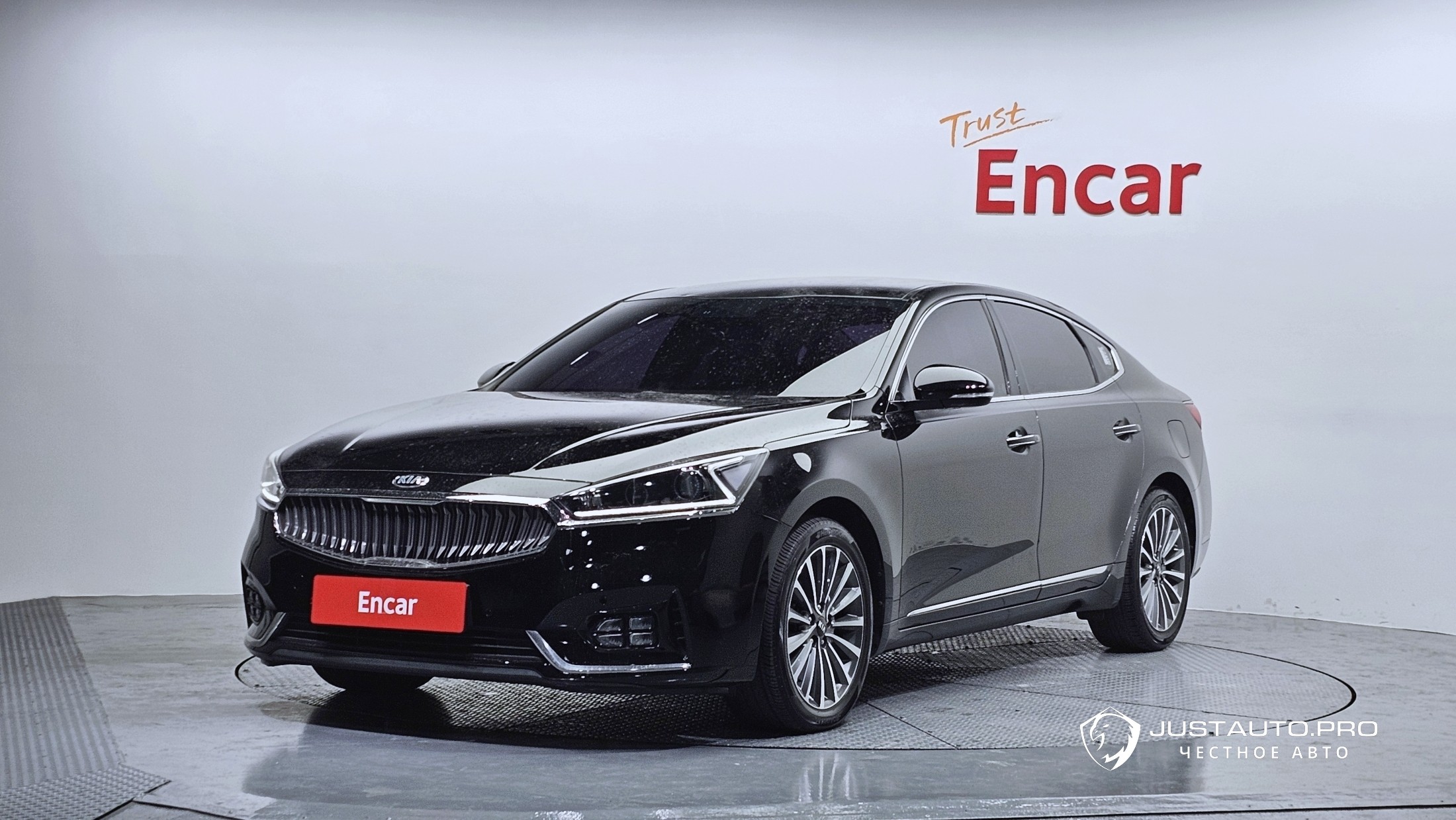 Автомобиль Kia K7