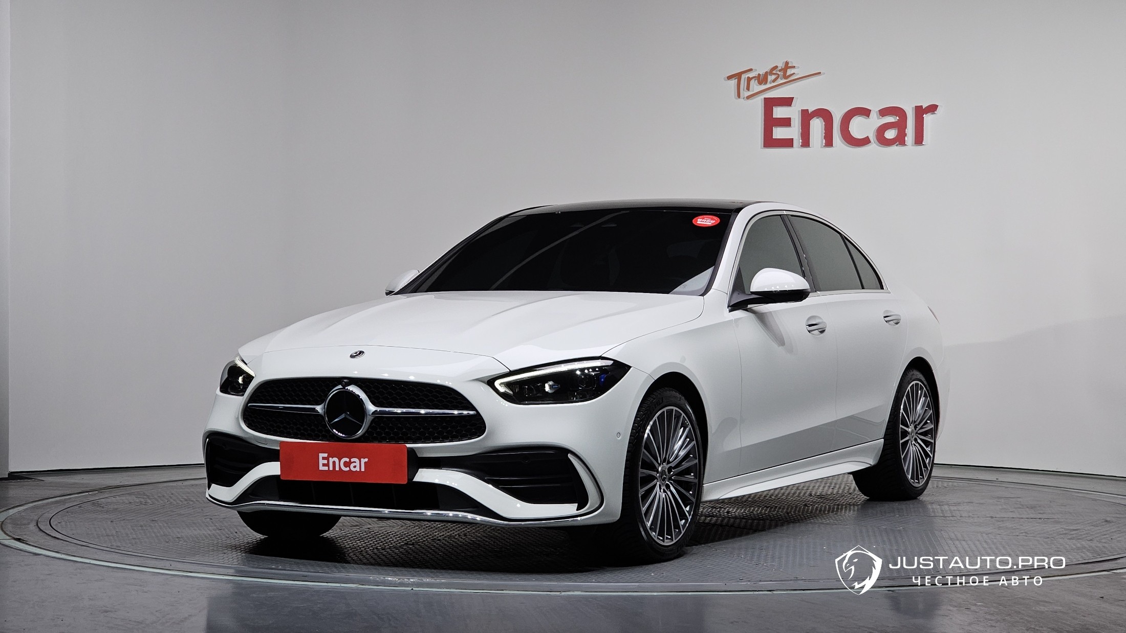 Автомобиль Mercedes-Benz C-Class