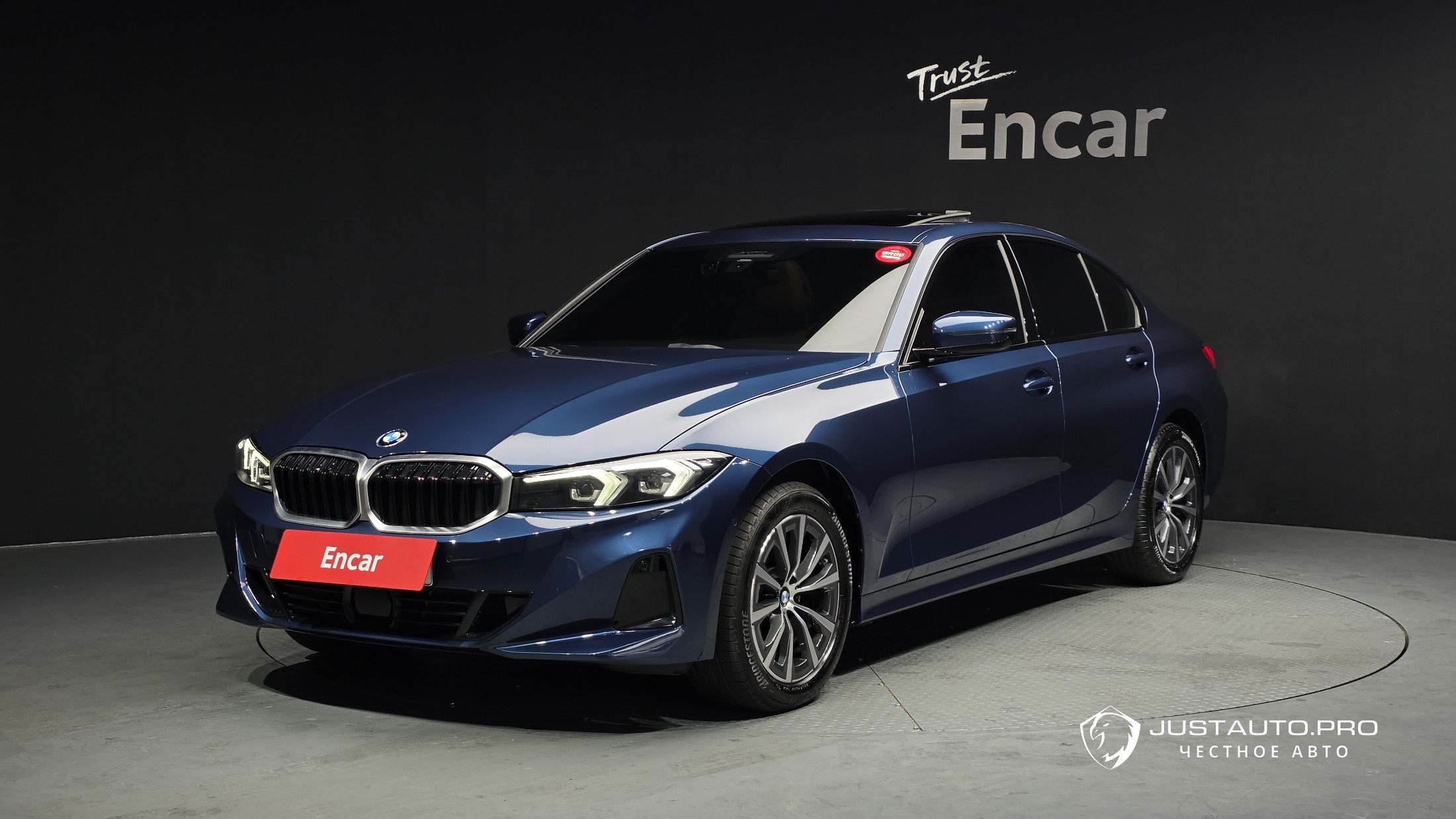 Автомобиль BMW 3-Series