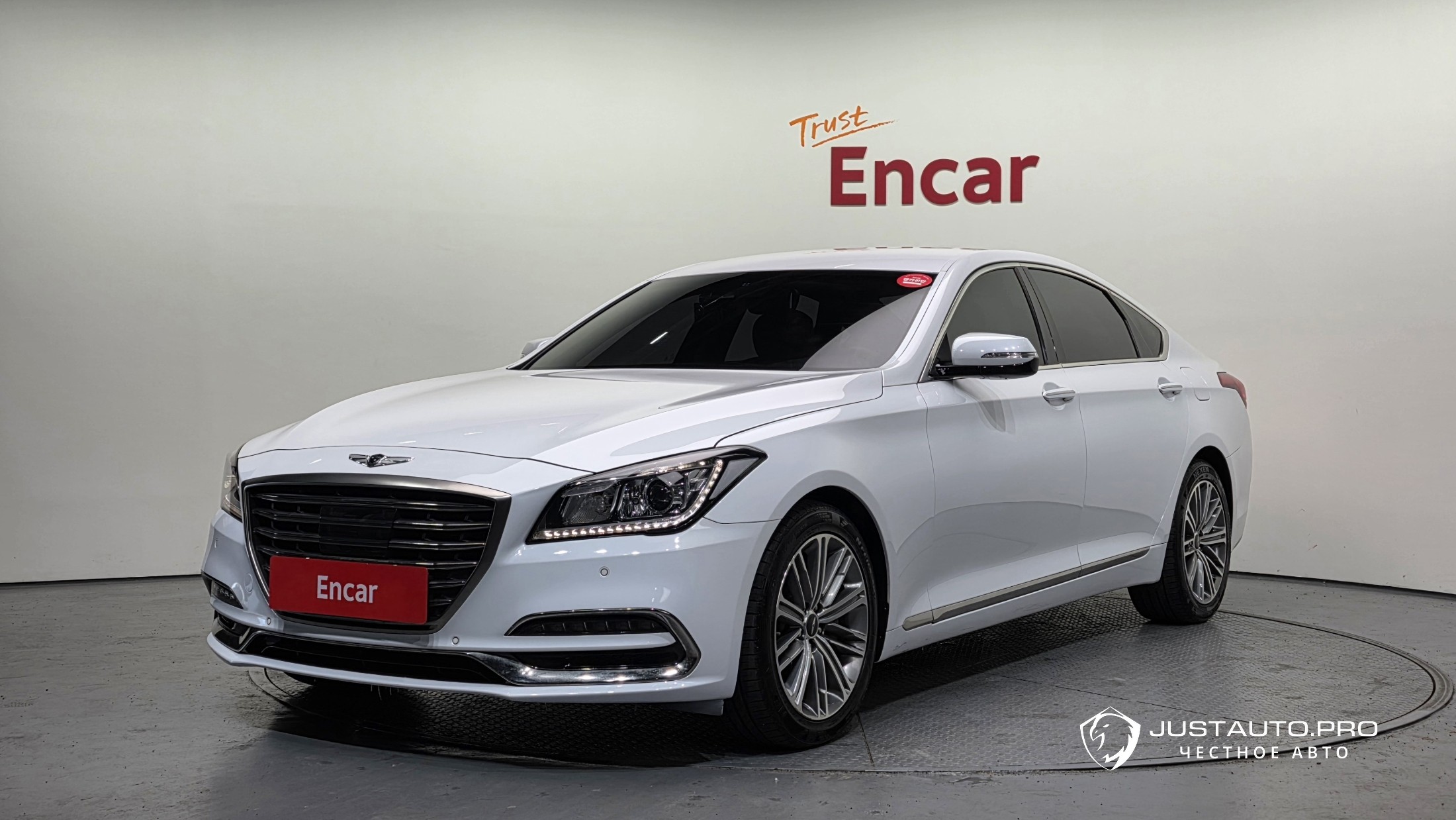 Автомобиль Genesis G80