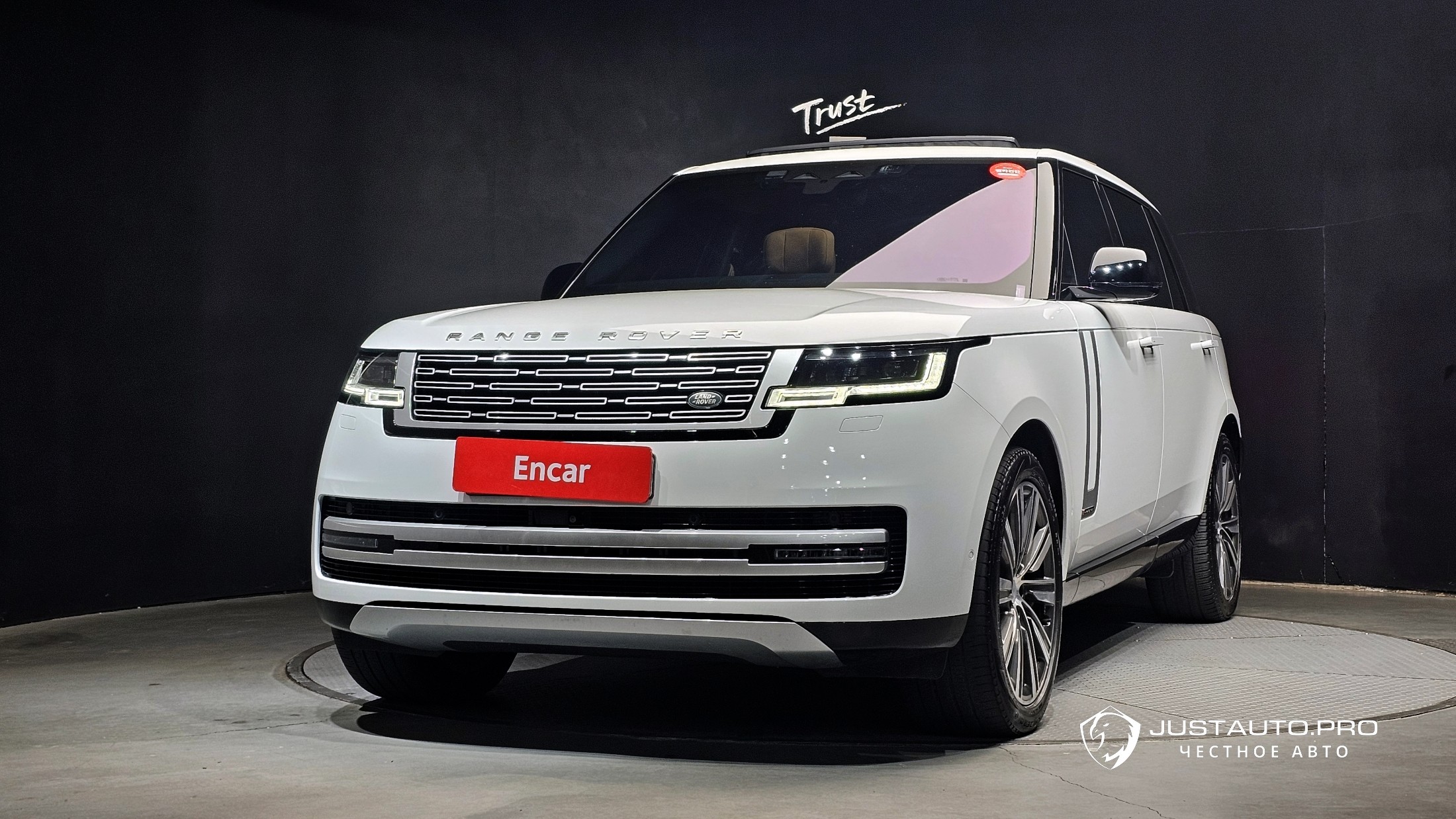 Автомобиль Land Rover Range Rover