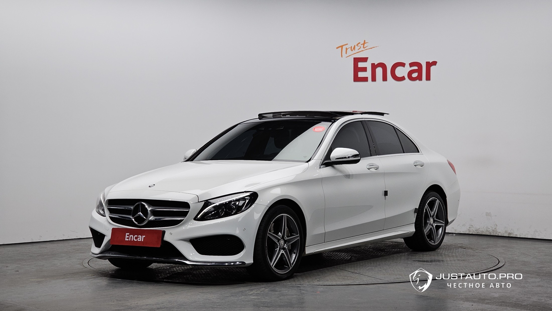 Автомобиль Mercedes-Benz C-Class