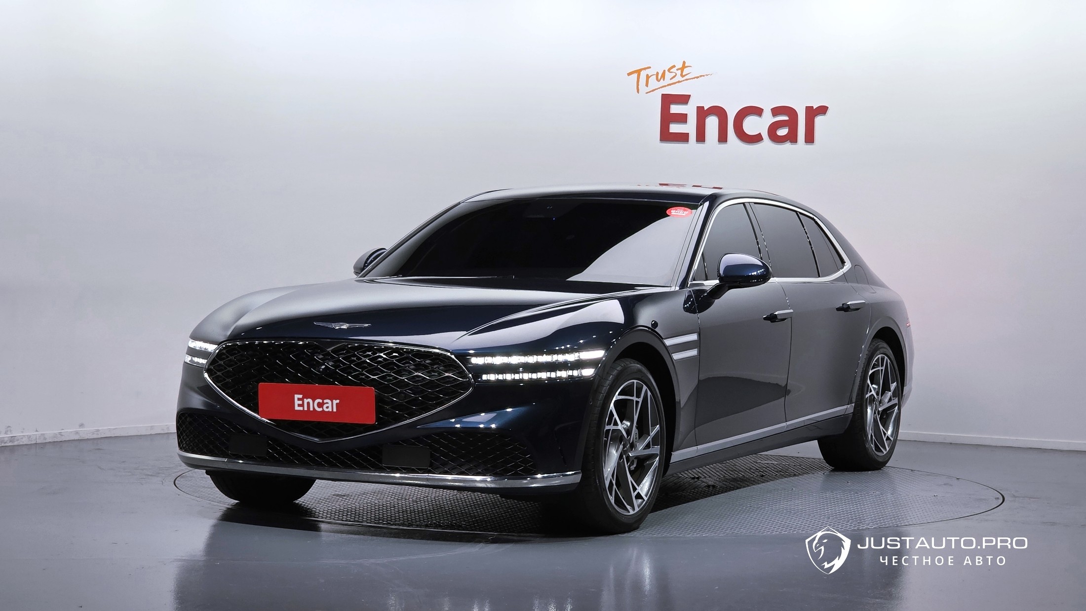 Автомобиль Genesis G90