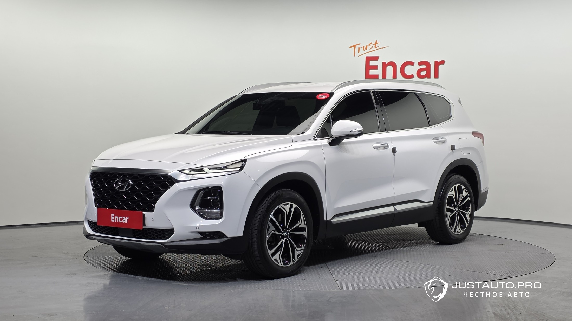 Автомобиль Hyundai Santafe