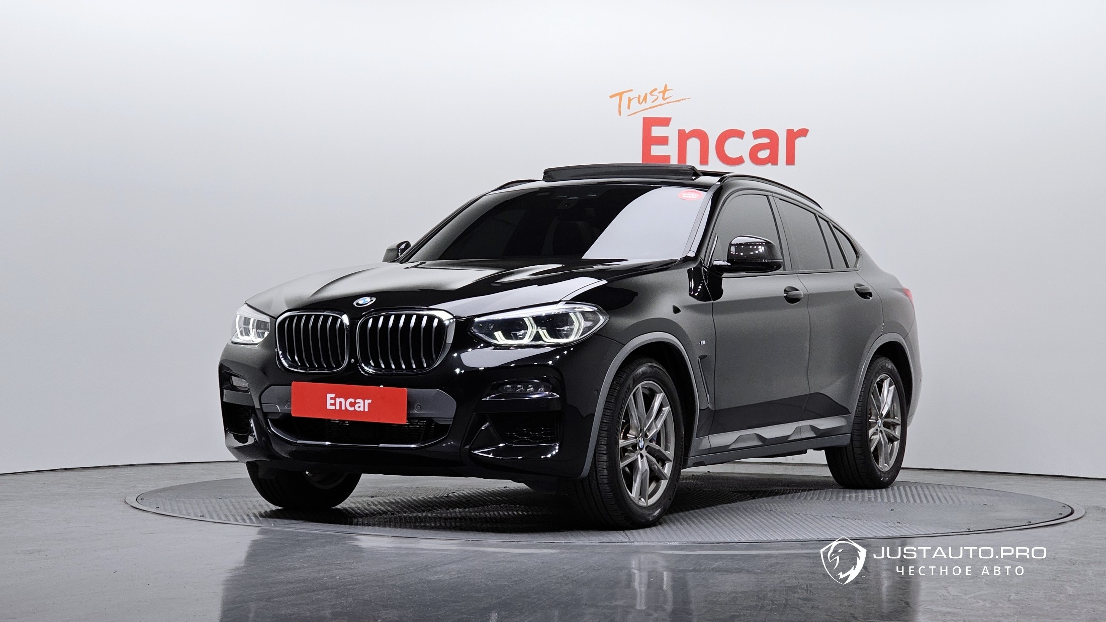 Автомобиль BMW X4