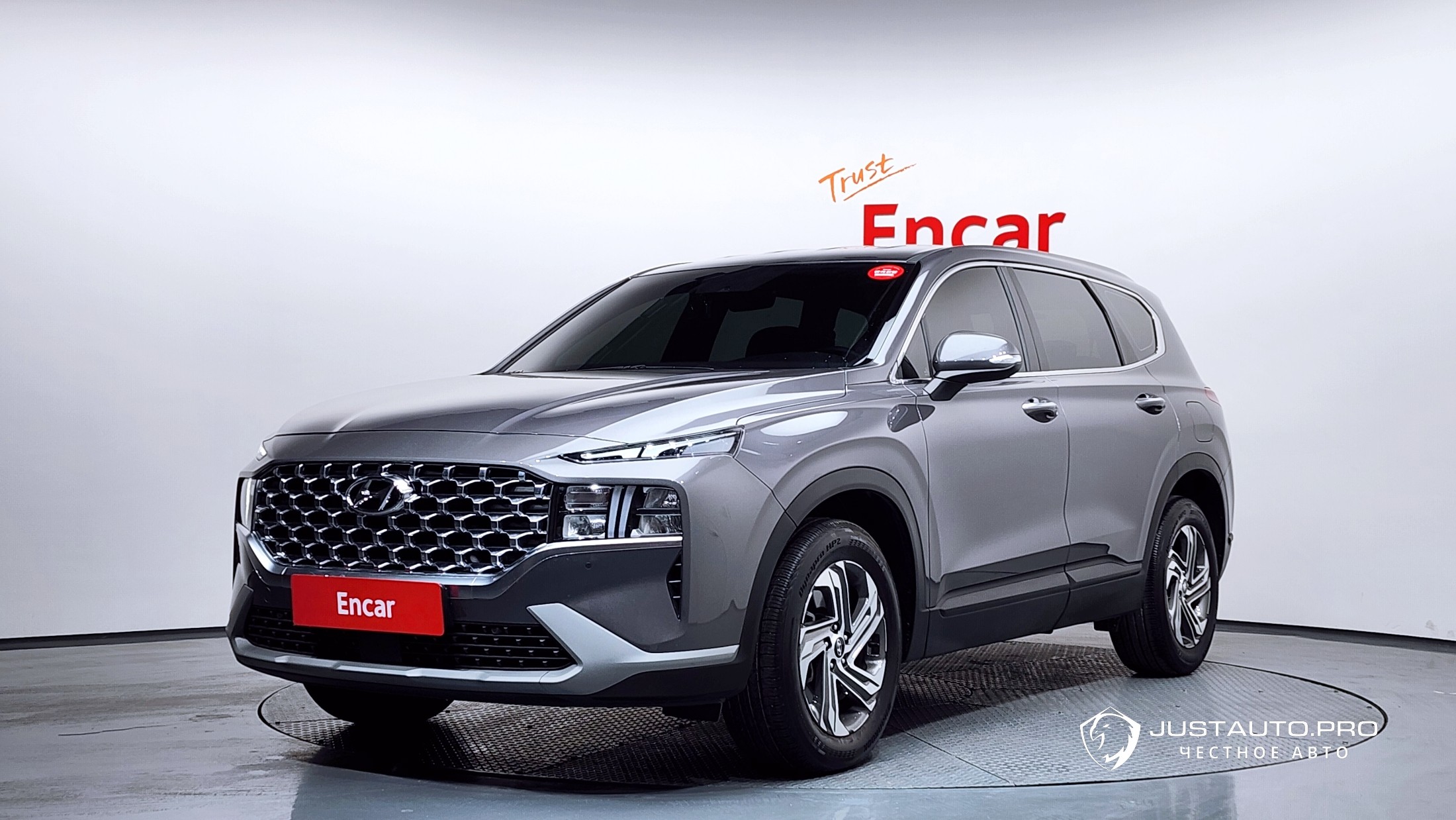 Автомобиль Hyundai Santafe