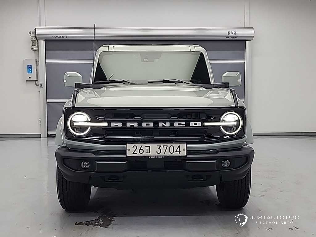 Автомобиль Ford Bronco