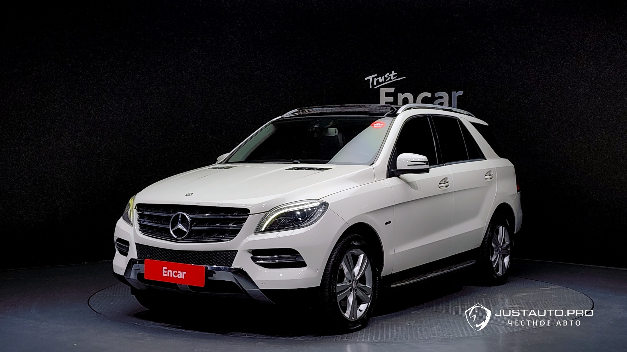 Автомобиль Mercedes-Benz M-class