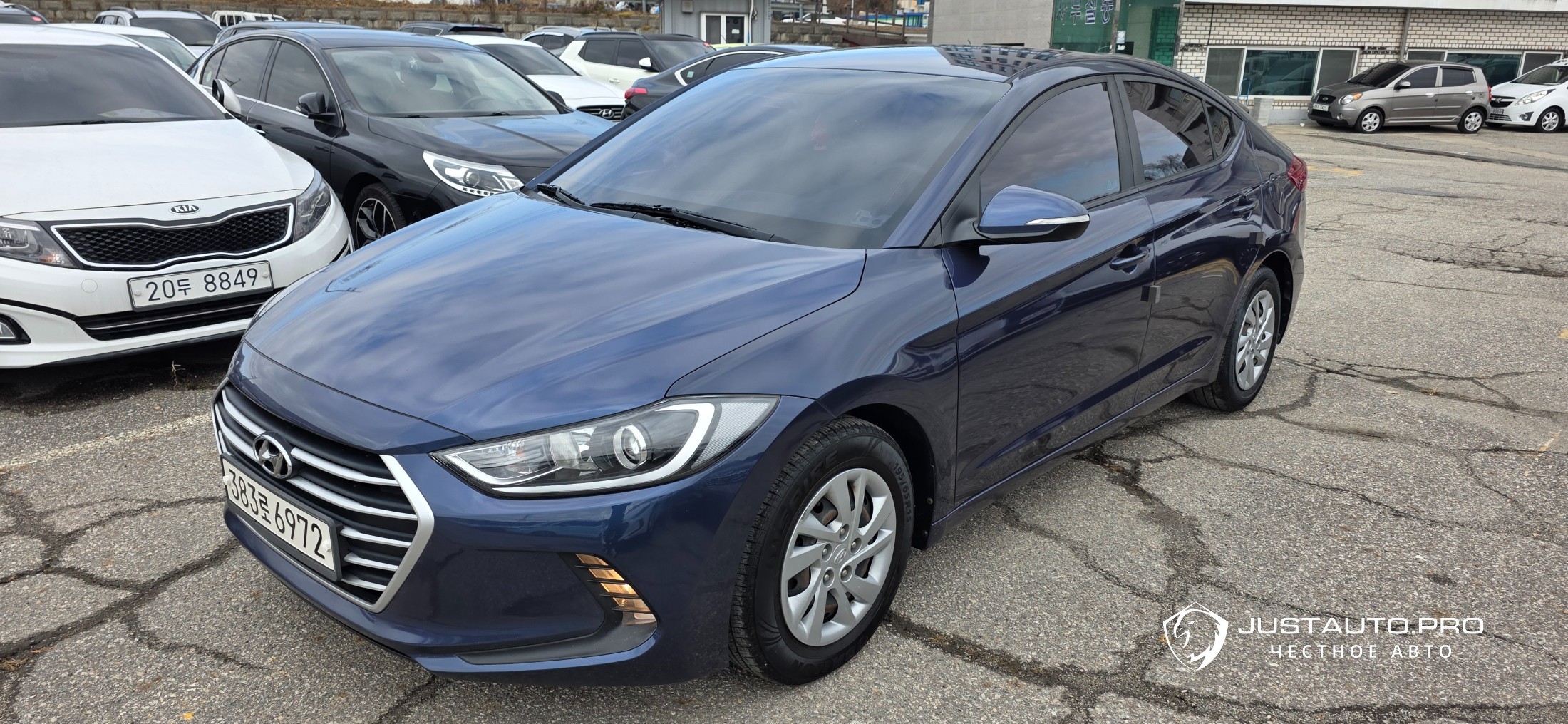 Автомобиль Hyundai AVANTE