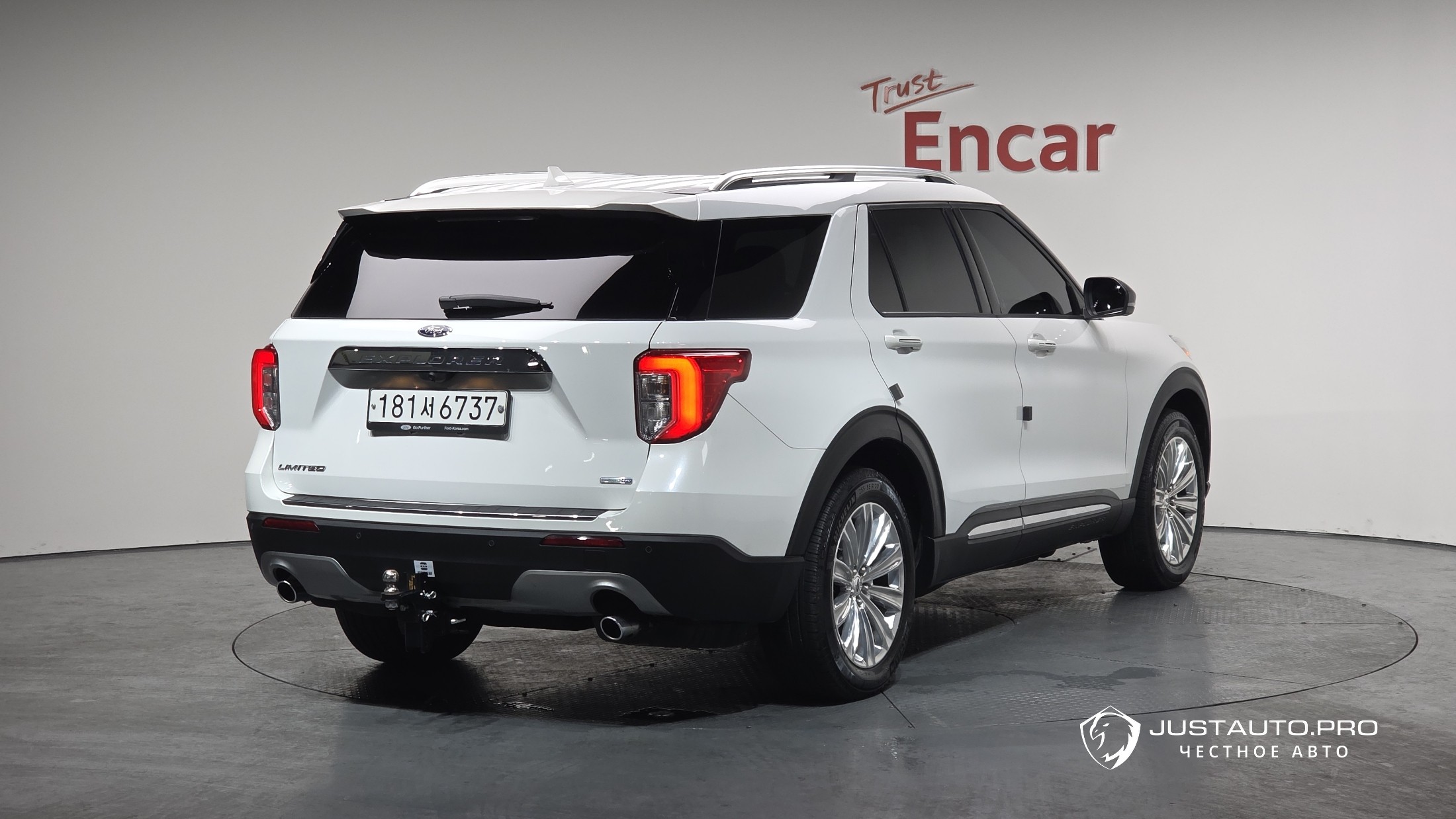 Автомобиль Ford Explorer