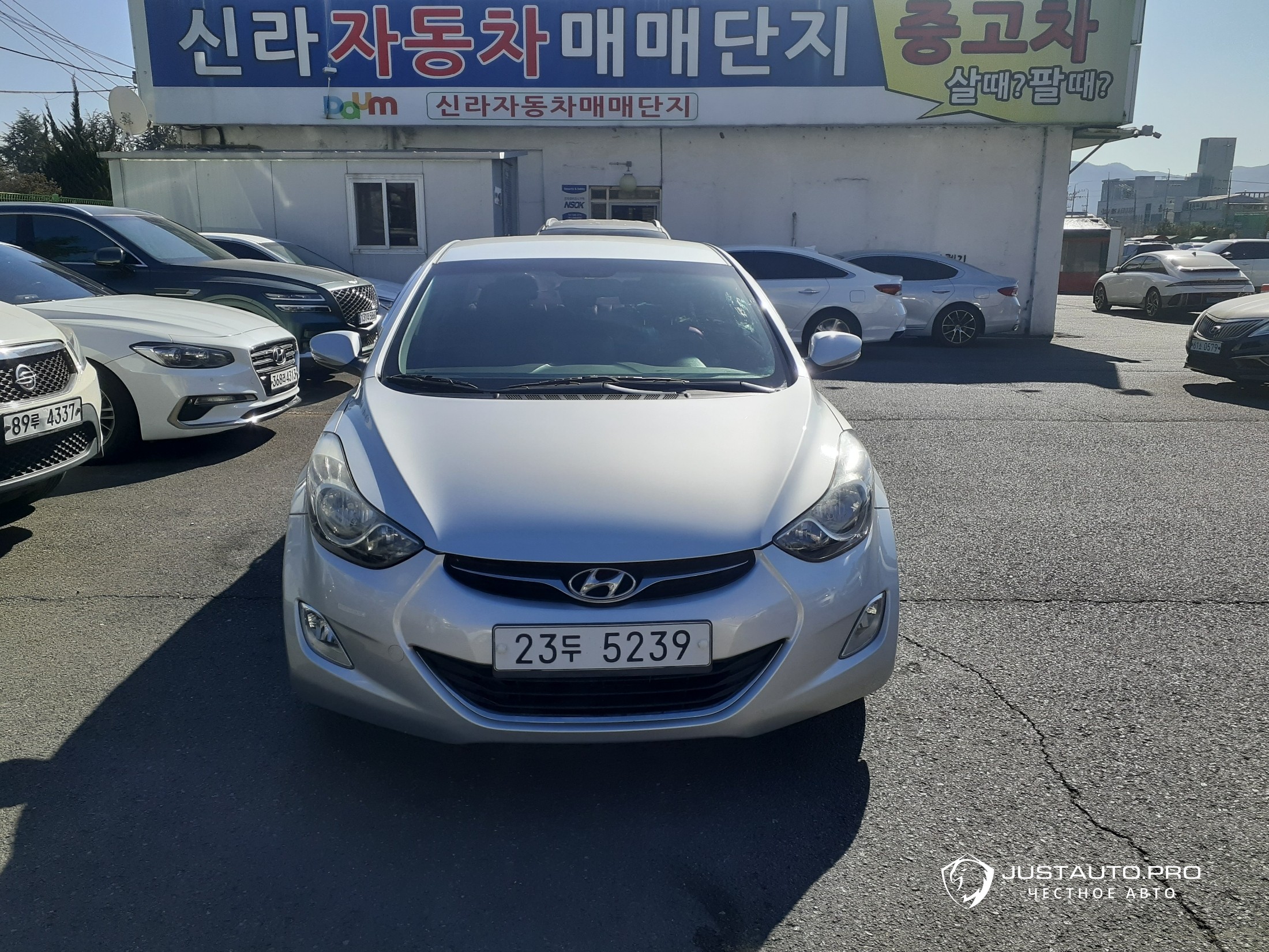 Автомобиль Hyundai AVANTE