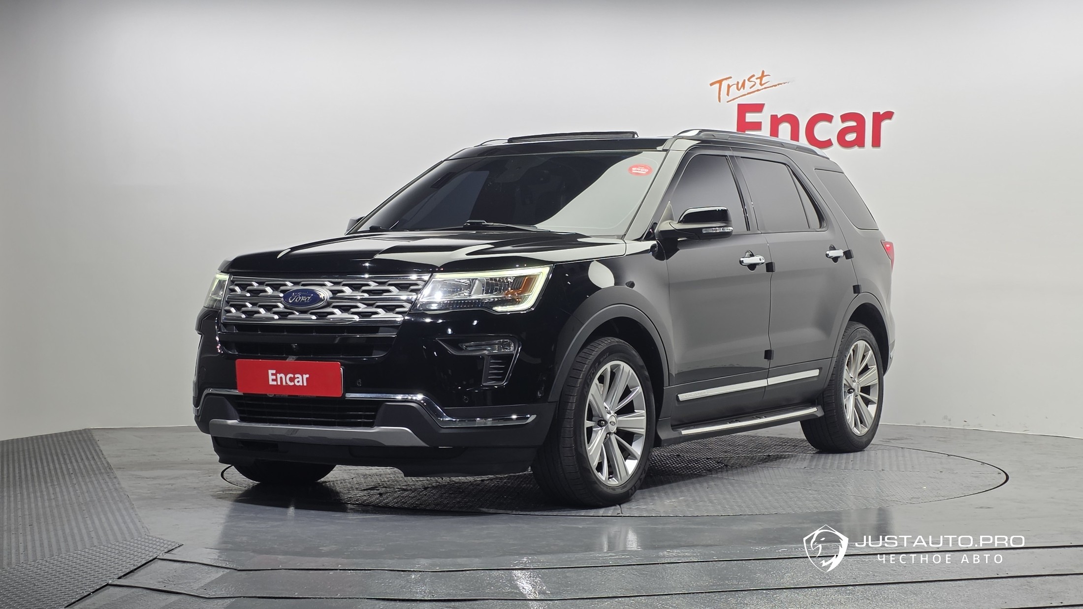 Автомобиль Ford Explorer